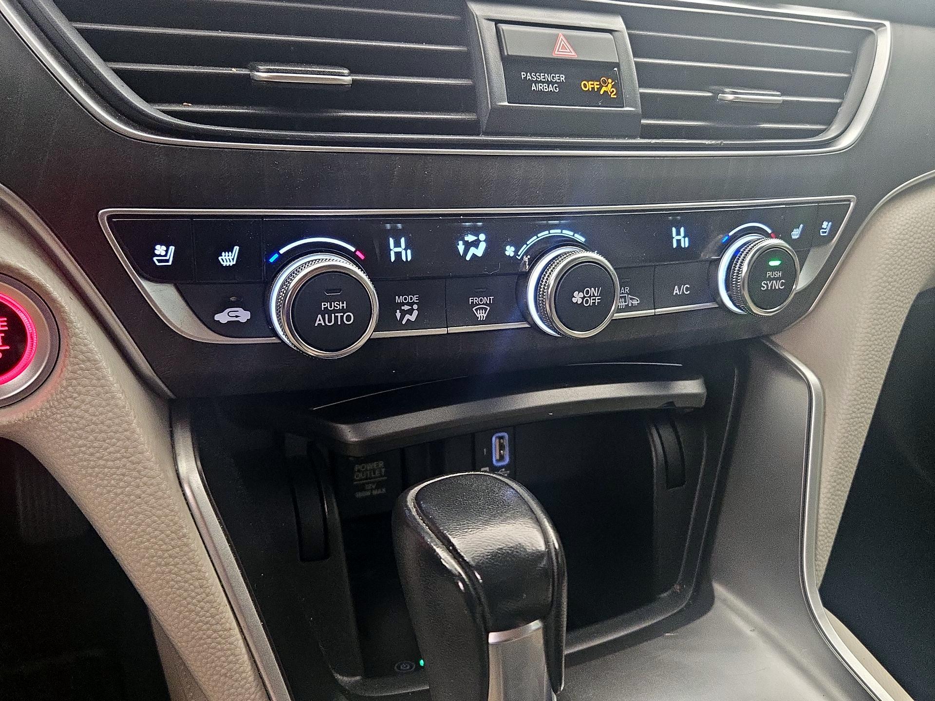 Thumbnail: 2018 Honda Accord - 17