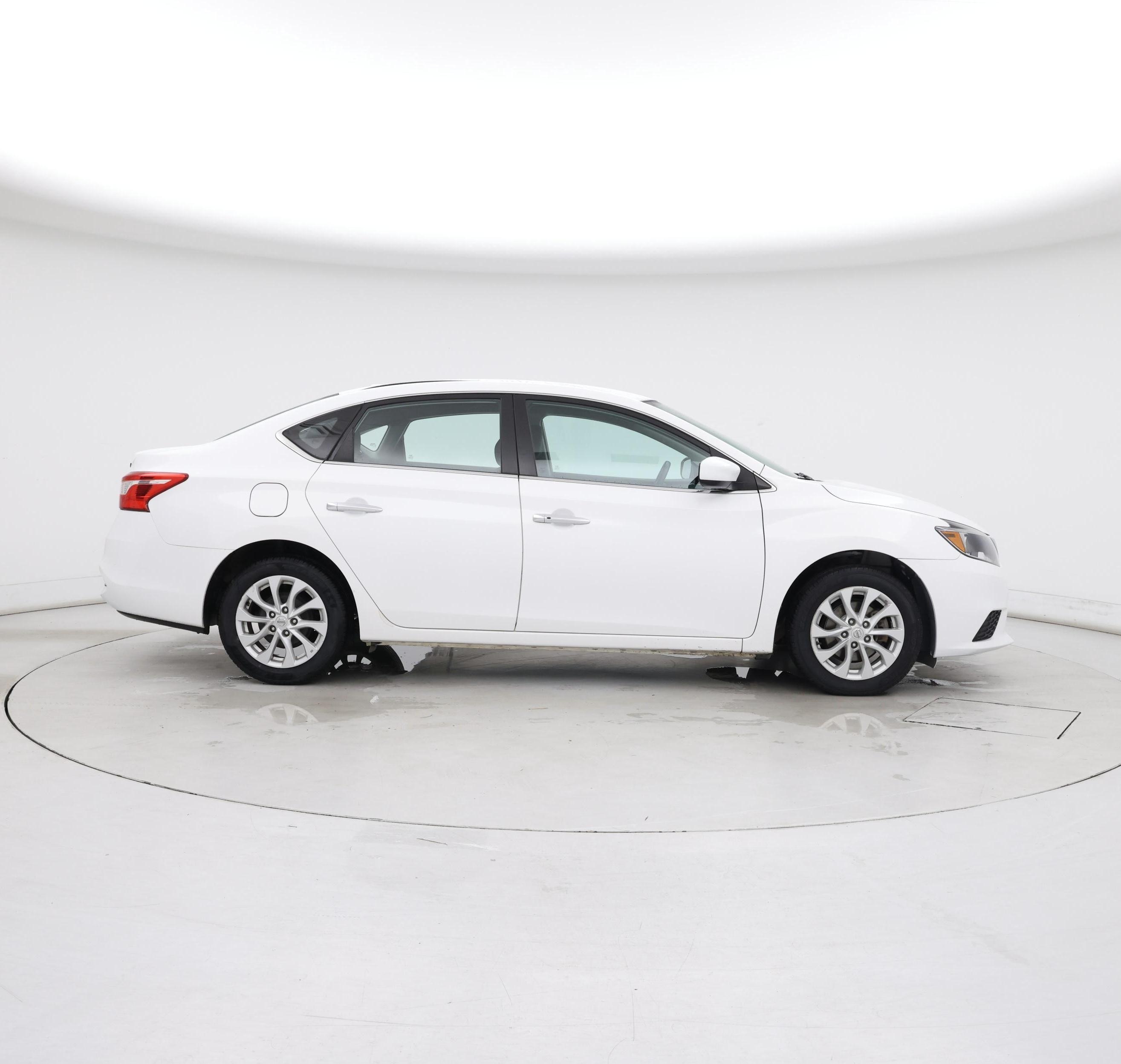 Thumbnail: 2018 Nissan Sentra - 7