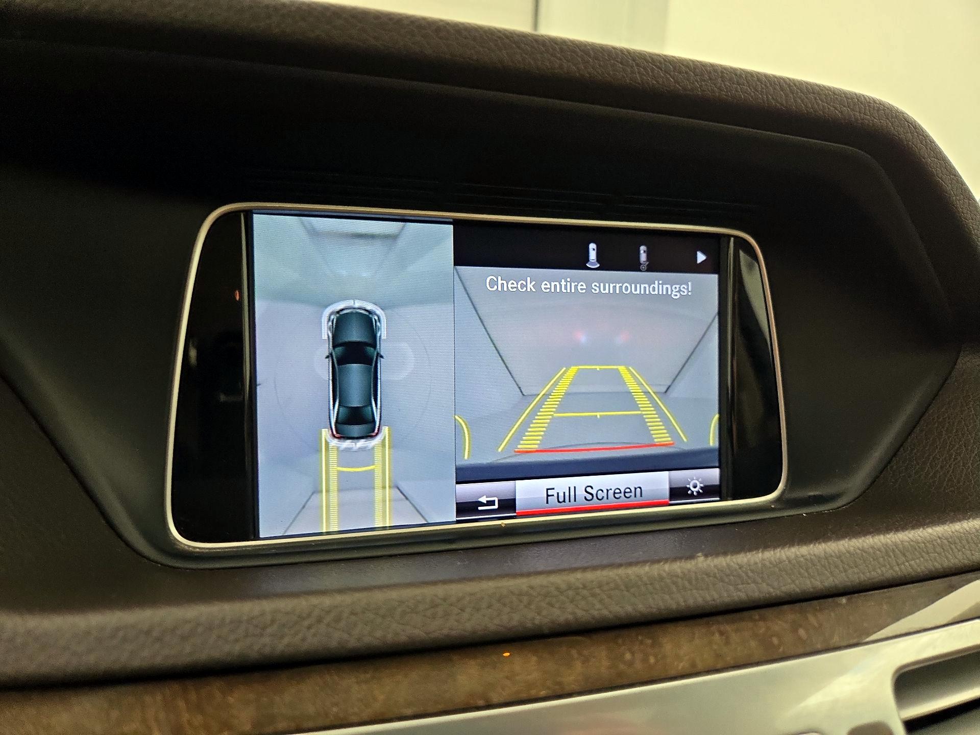 Thumbnail: 2015 Mercedes-Benz E-Class - 15