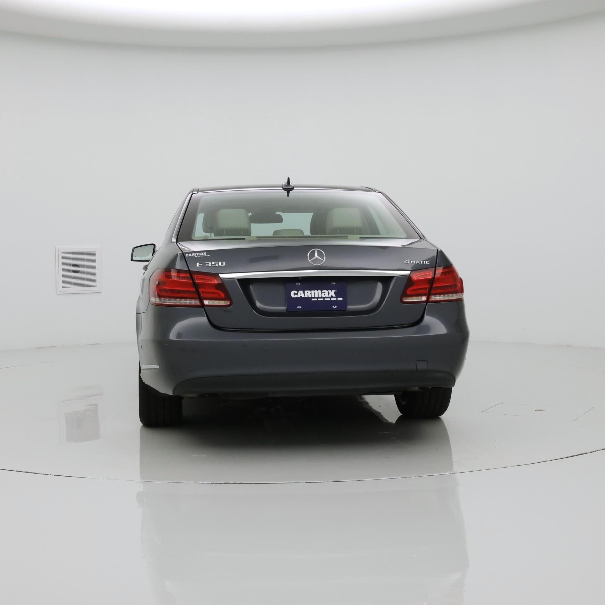 Thumbnail: 2015 Mercedes-Benz E-Class - 6