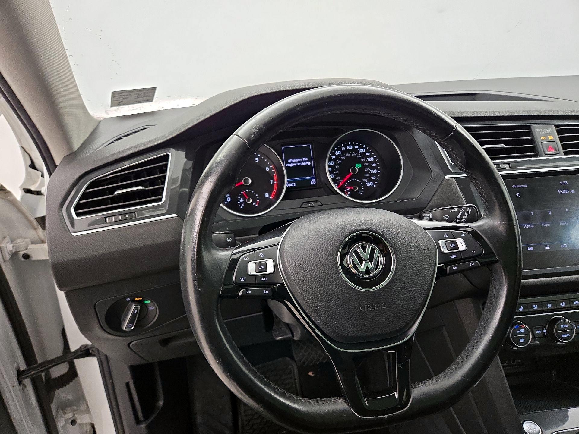 Thumbnail: 2019 Volkswagen Tiguan - 10
