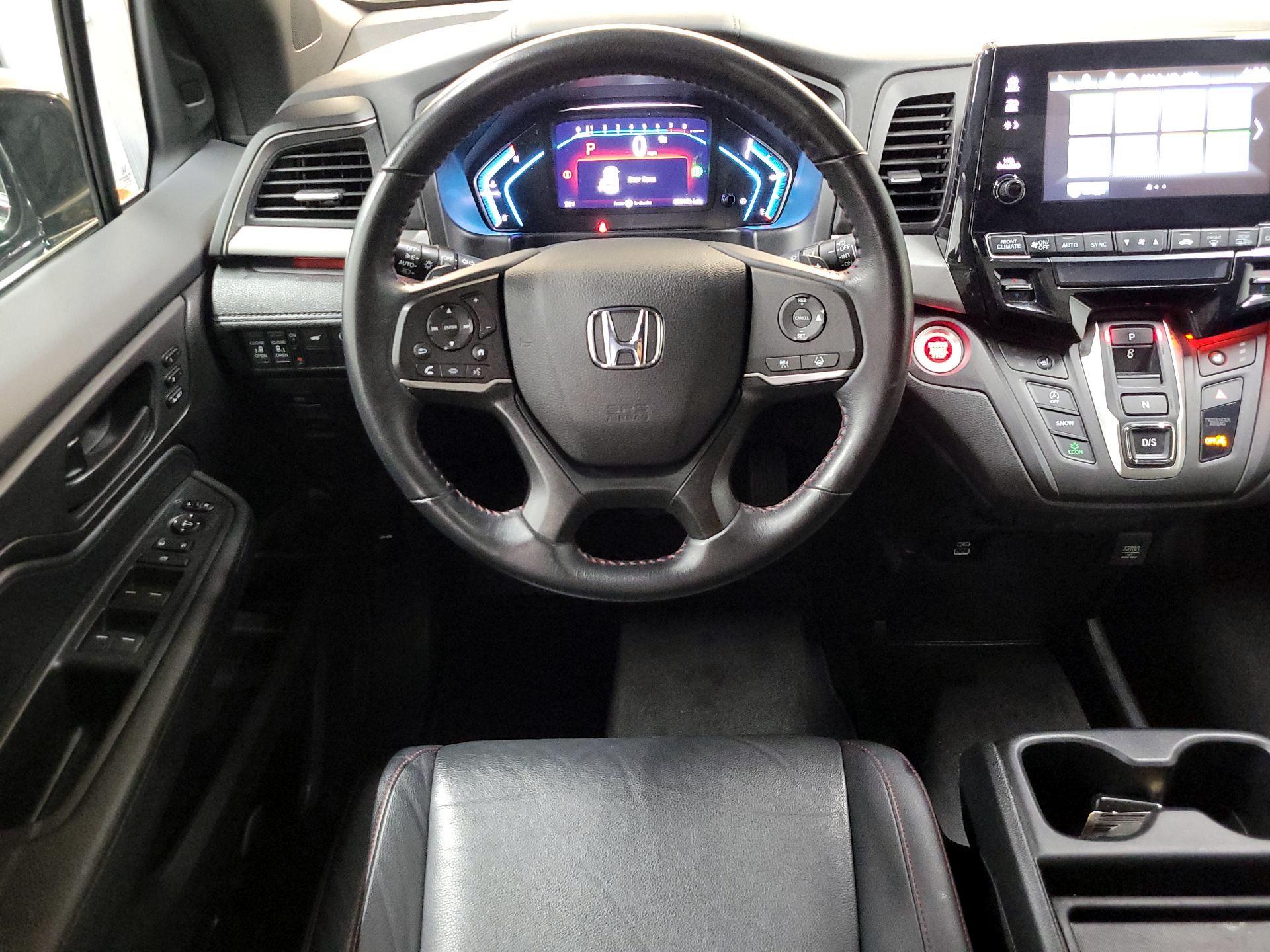 Thumbnail: 2023 Honda Odyssey - 10