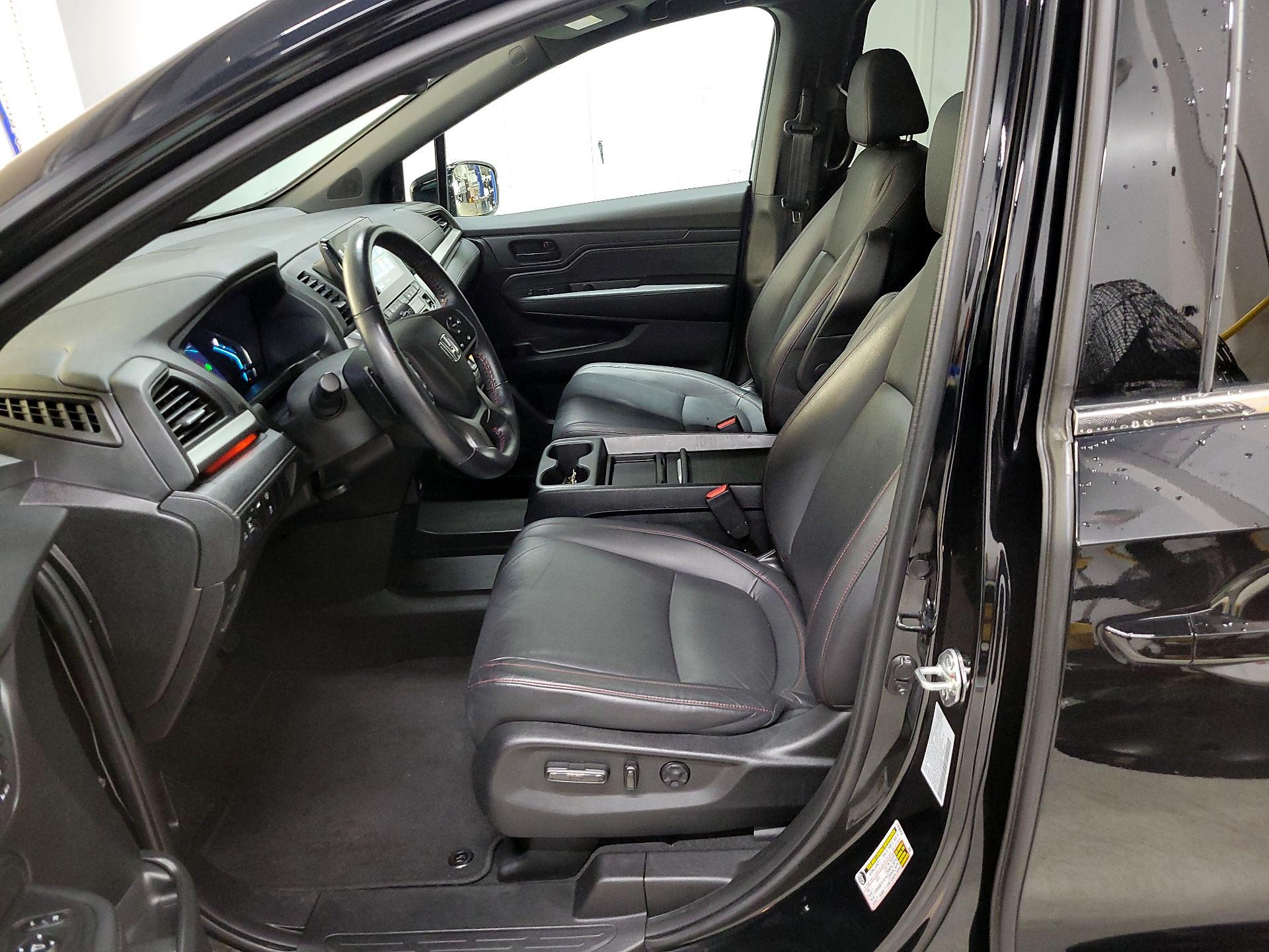 Thumbnail: 2023 Honda Odyssey - 11