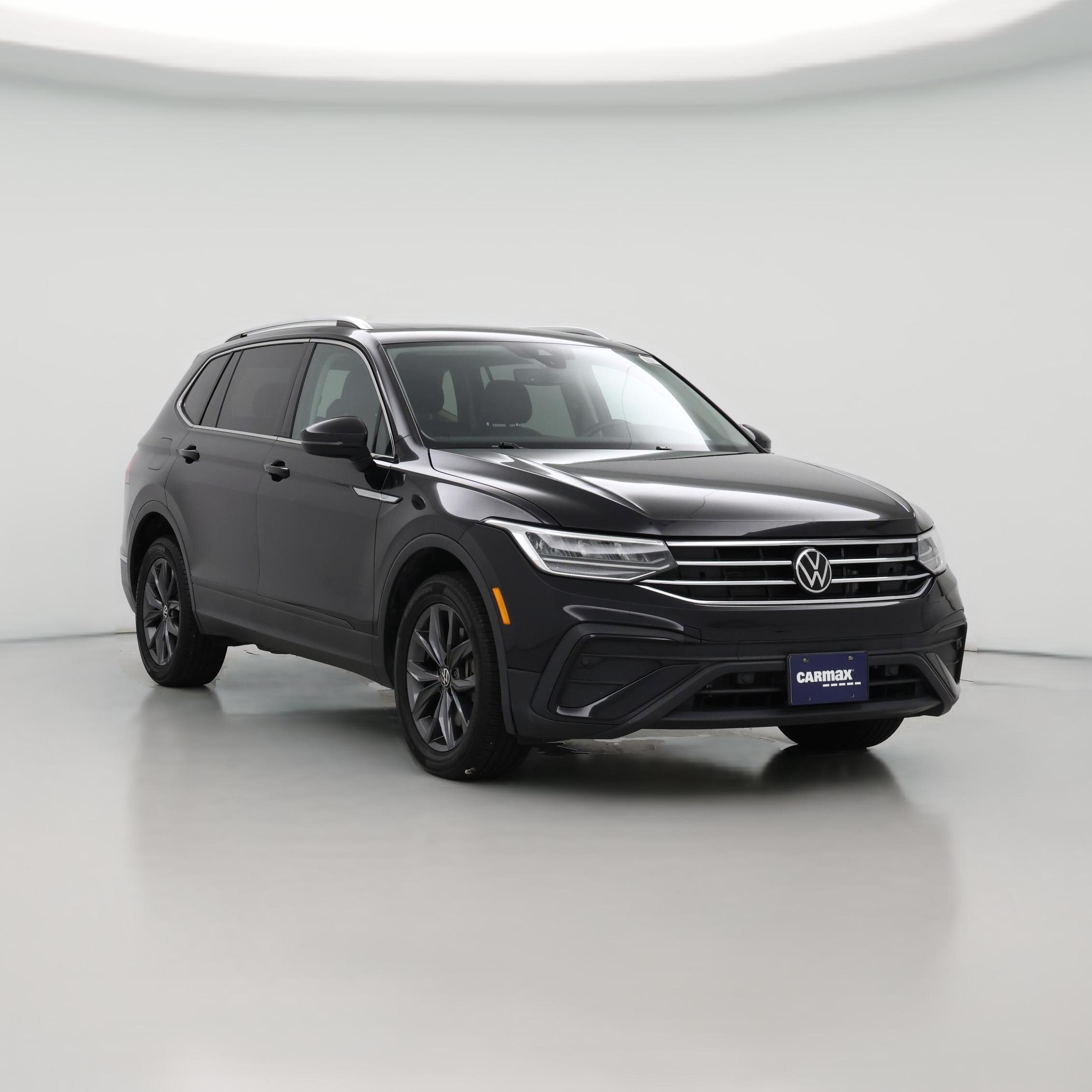 Thumbnail: 2022 Volkswagen Tiguan - 1