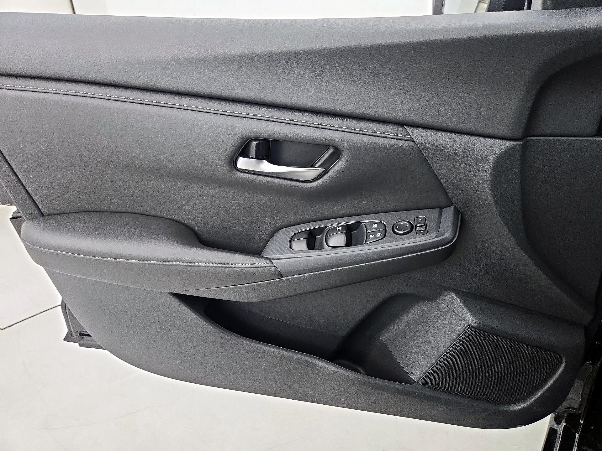 Thumbnail: 2024 Nissan Sentra - 12