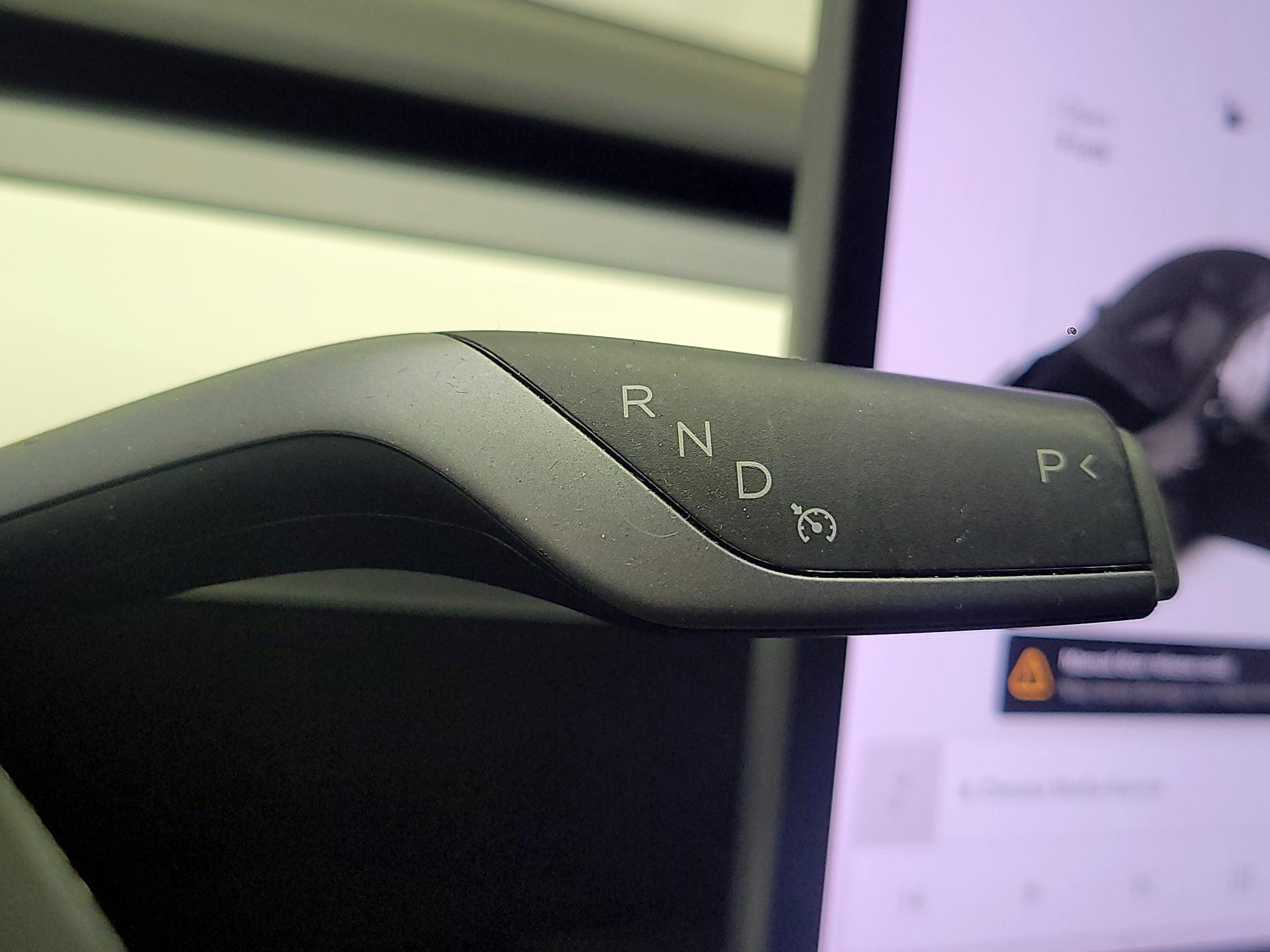 Thumbnail: 2022 Tesla Model Y - 17