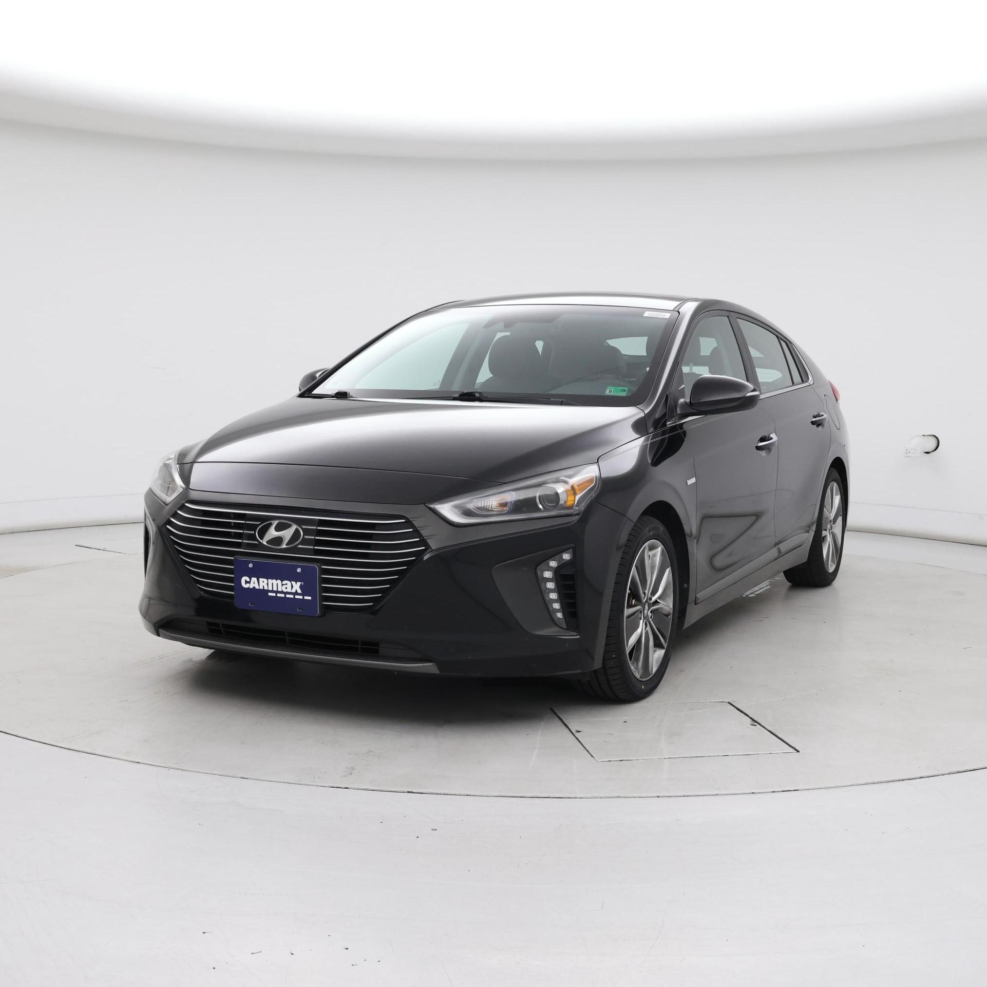 Thumbnail: 2017 Hyundai Ioniq - 4
