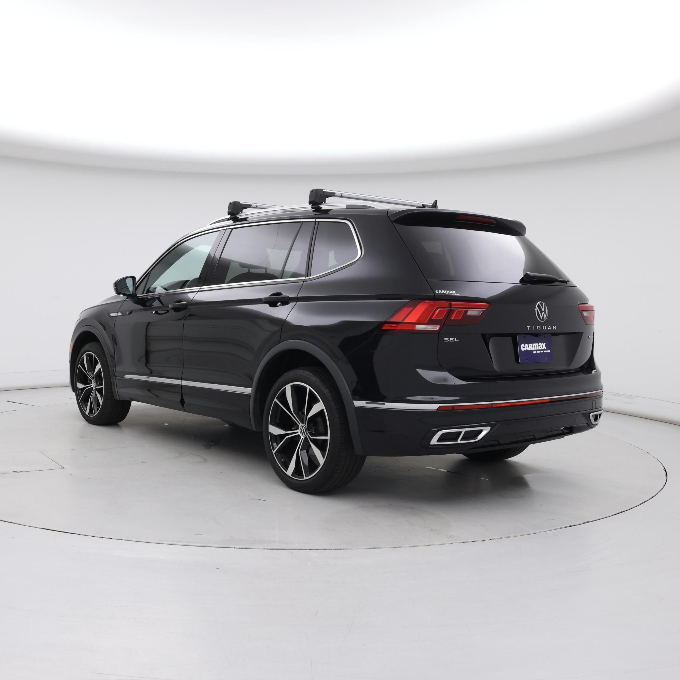Thumbnail: 2022 Volkswagen Tiguan - 2