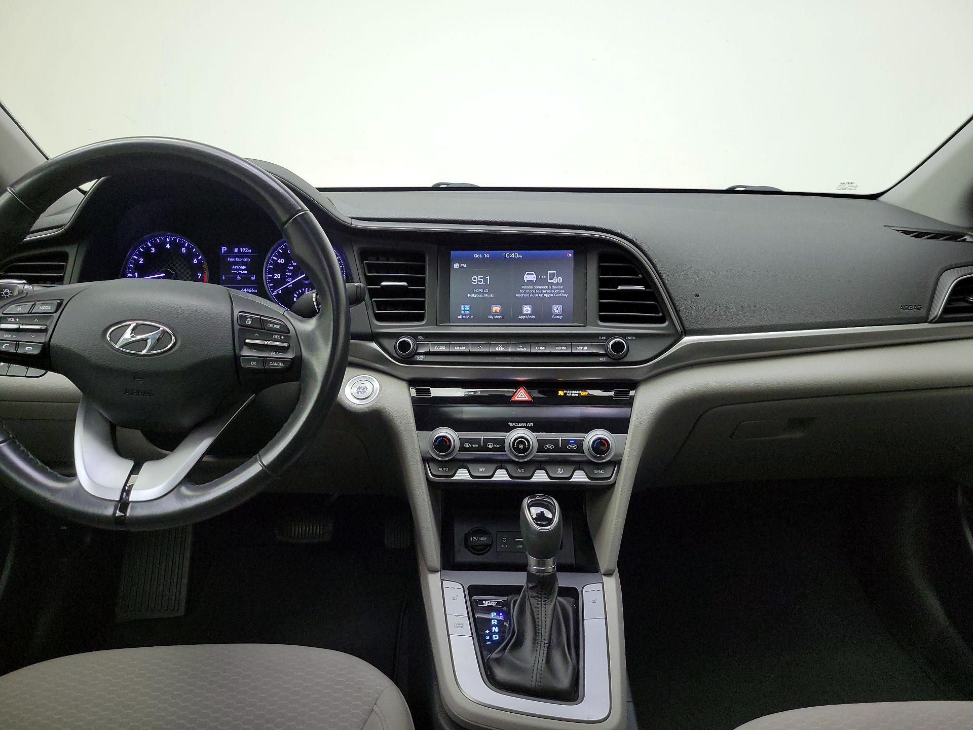Thumbnail: 2020 Hyundai Elantra - 9