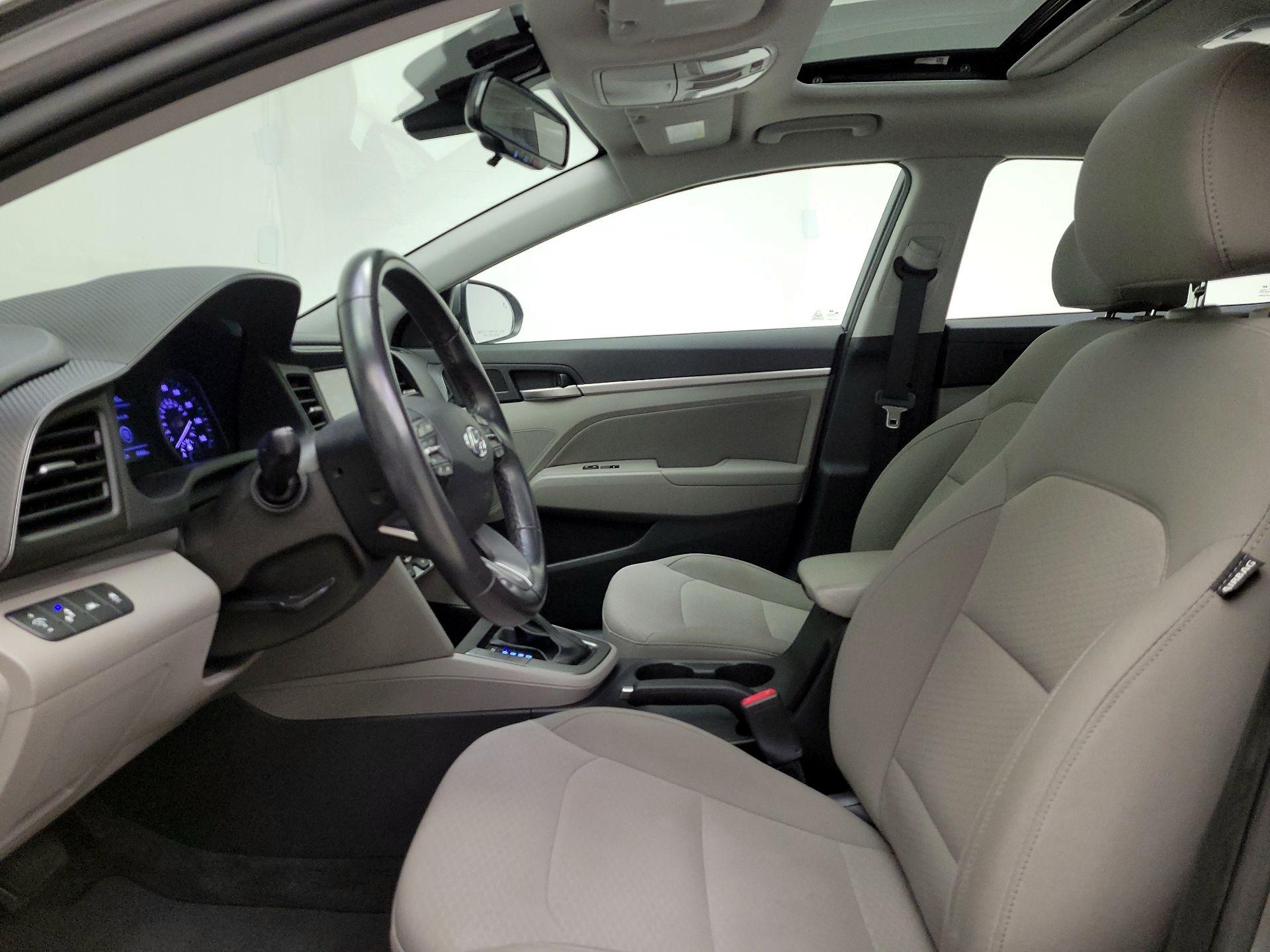 Thumbnail: 2020 Hyundai Elantra - 11