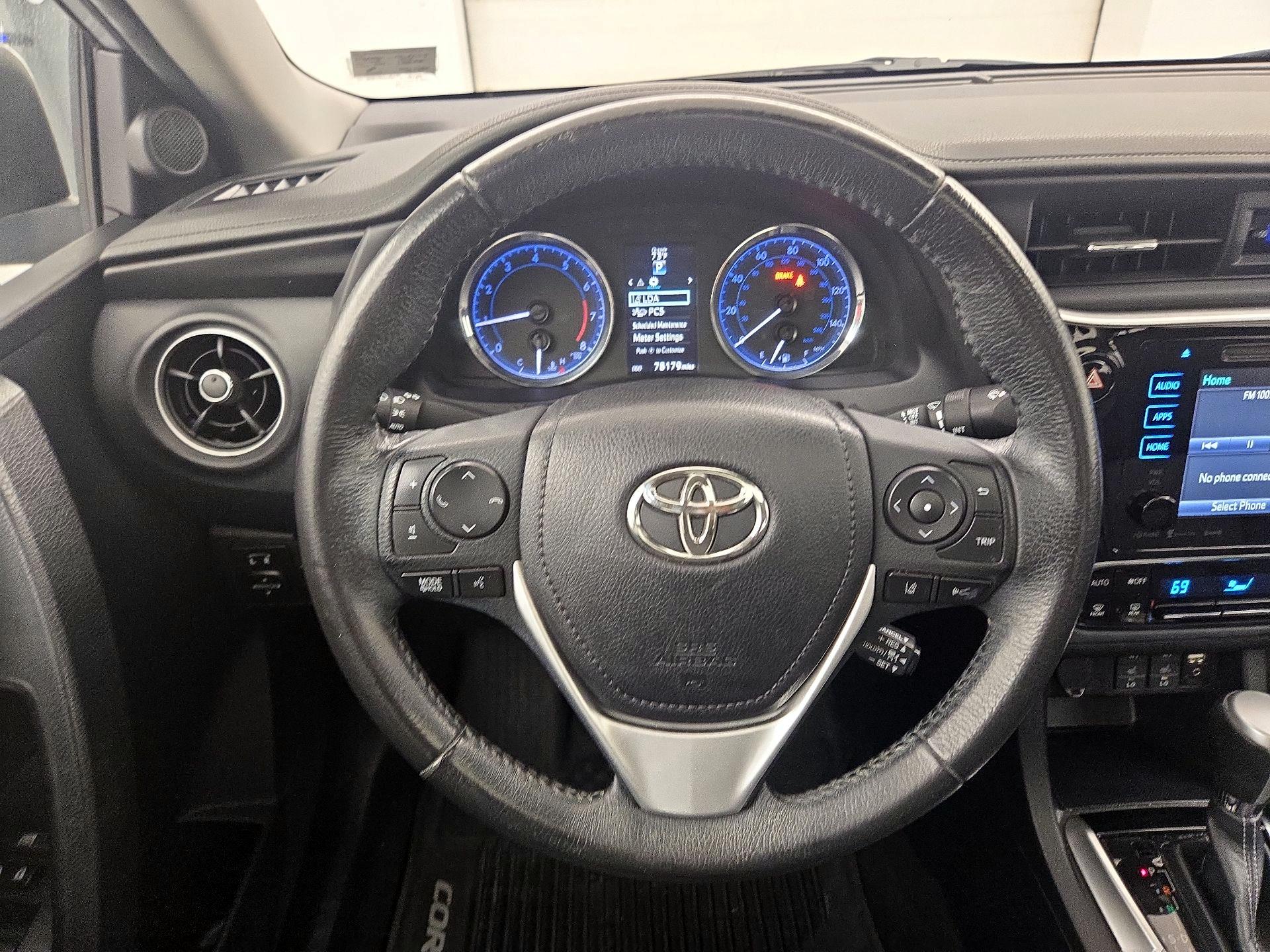 Thumbnail: 2018 Toyota Corolla - 10