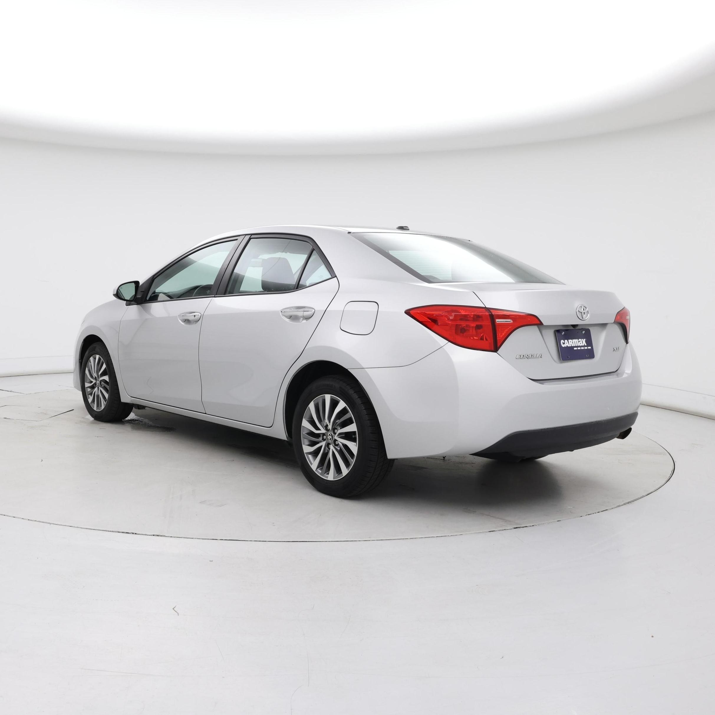Thumbnail: 2018 Toyota Corolla - 2