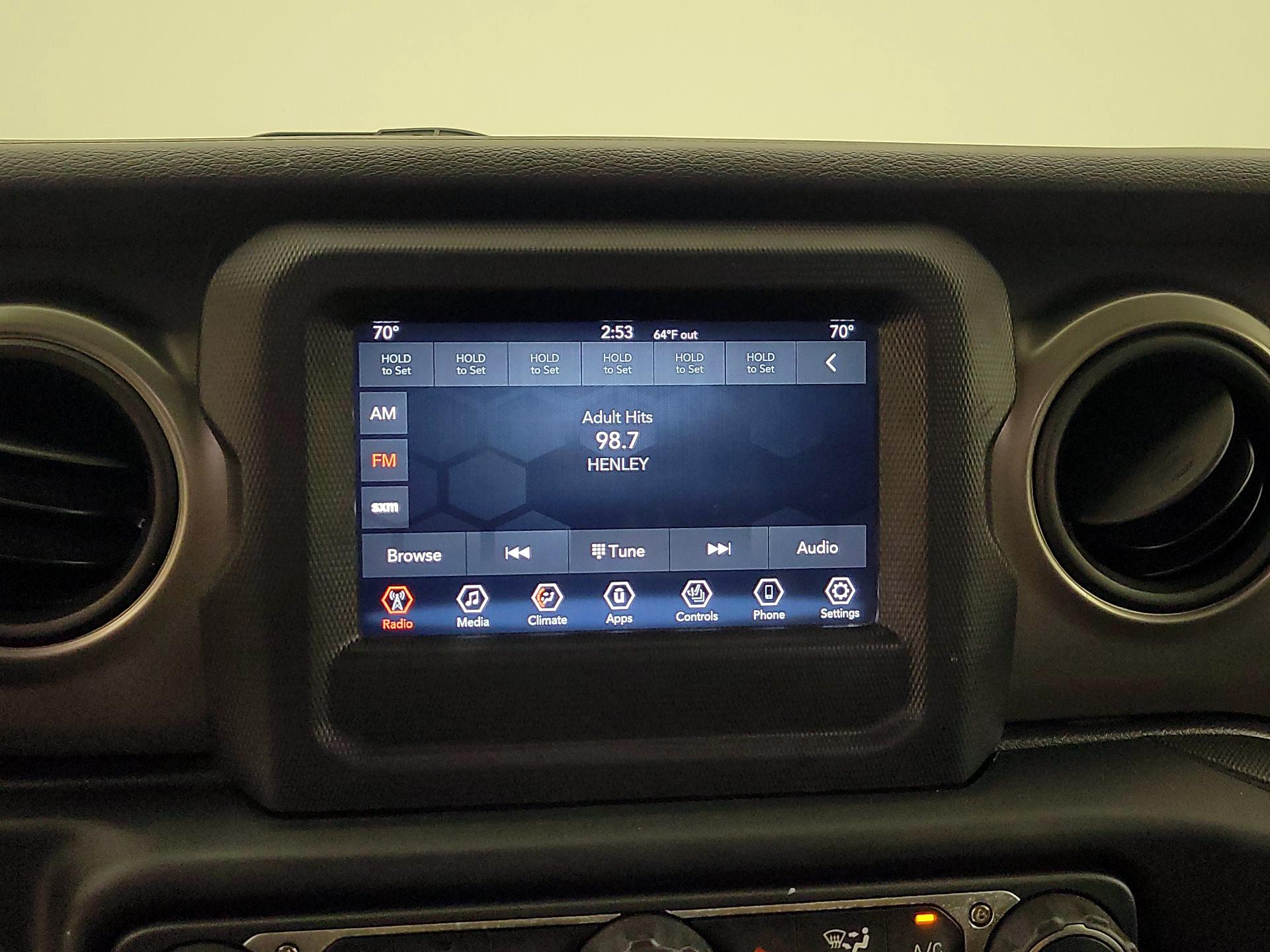 Thumbnail: 2021 Jeep Wrangler - 15