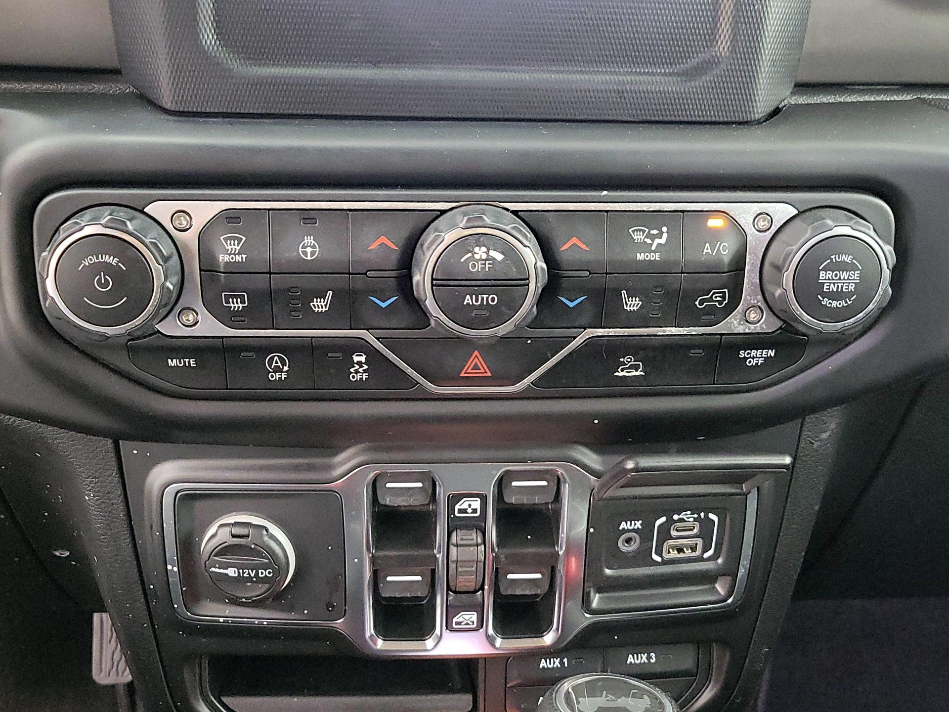 Thumbnail: 2021 Jeep Wrangler - 16