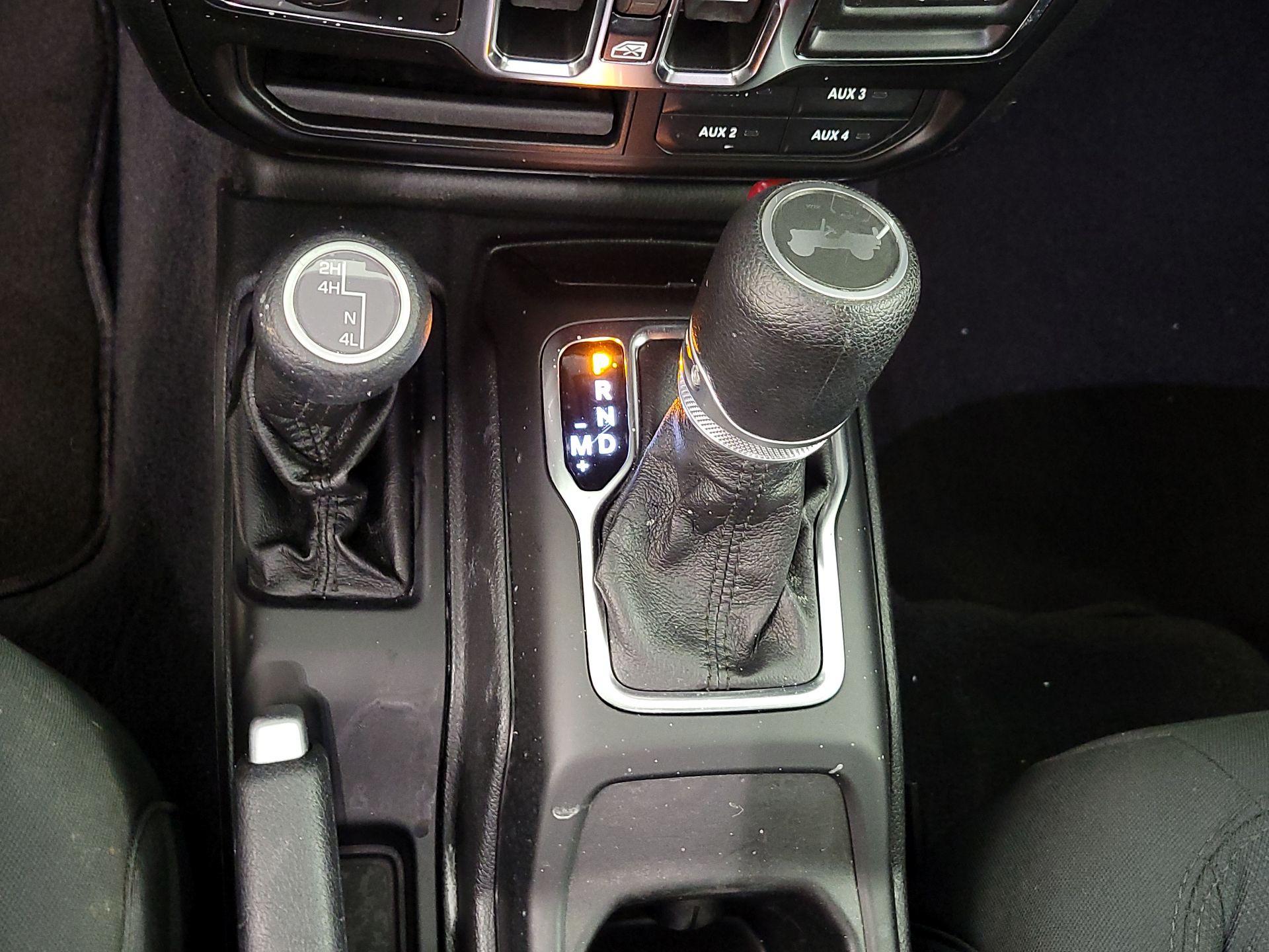 Thumbnail: 2021 Jeep Wrangler - 17