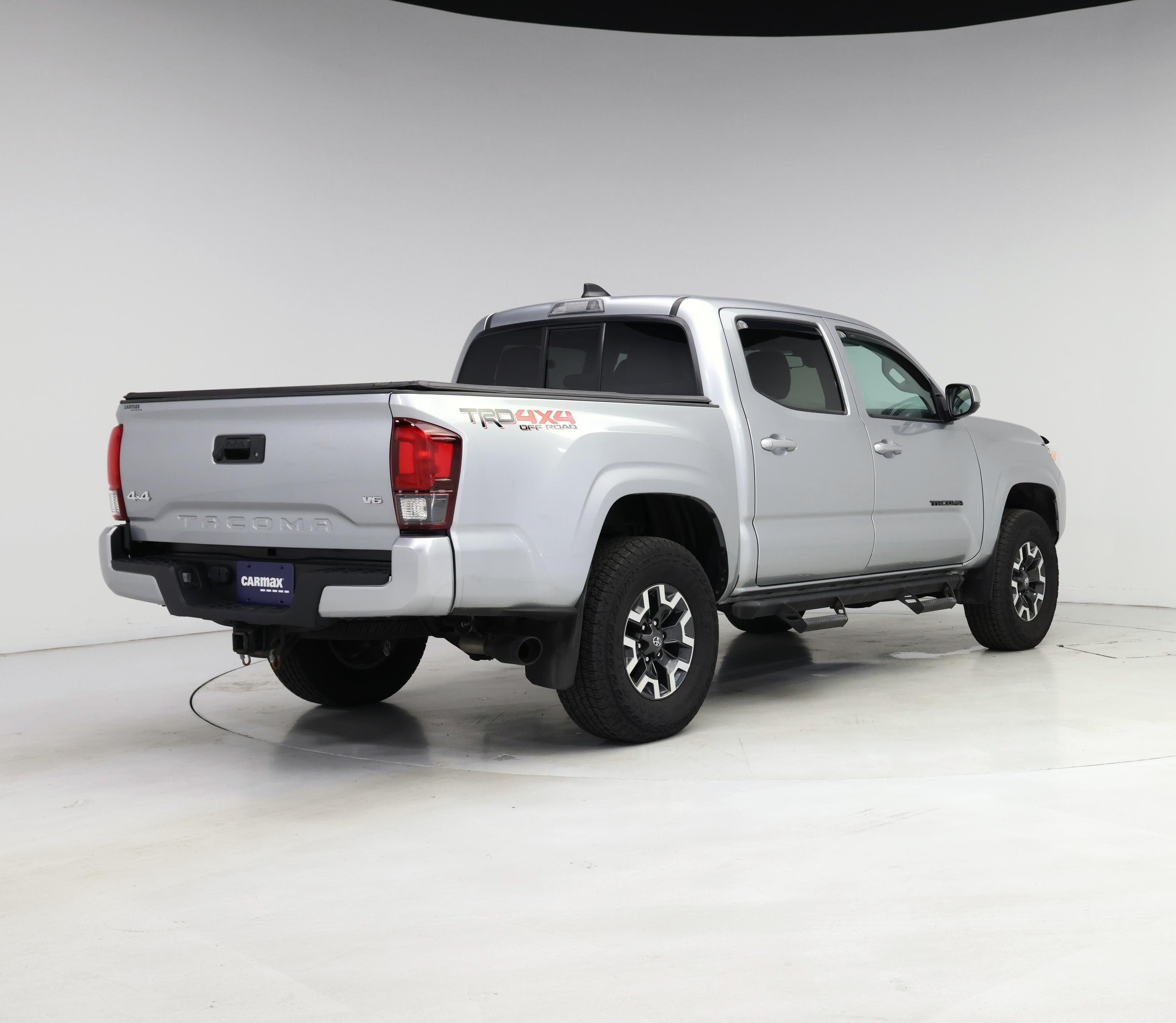 Thumbnail: 2023 Toyota Tacoma - 8