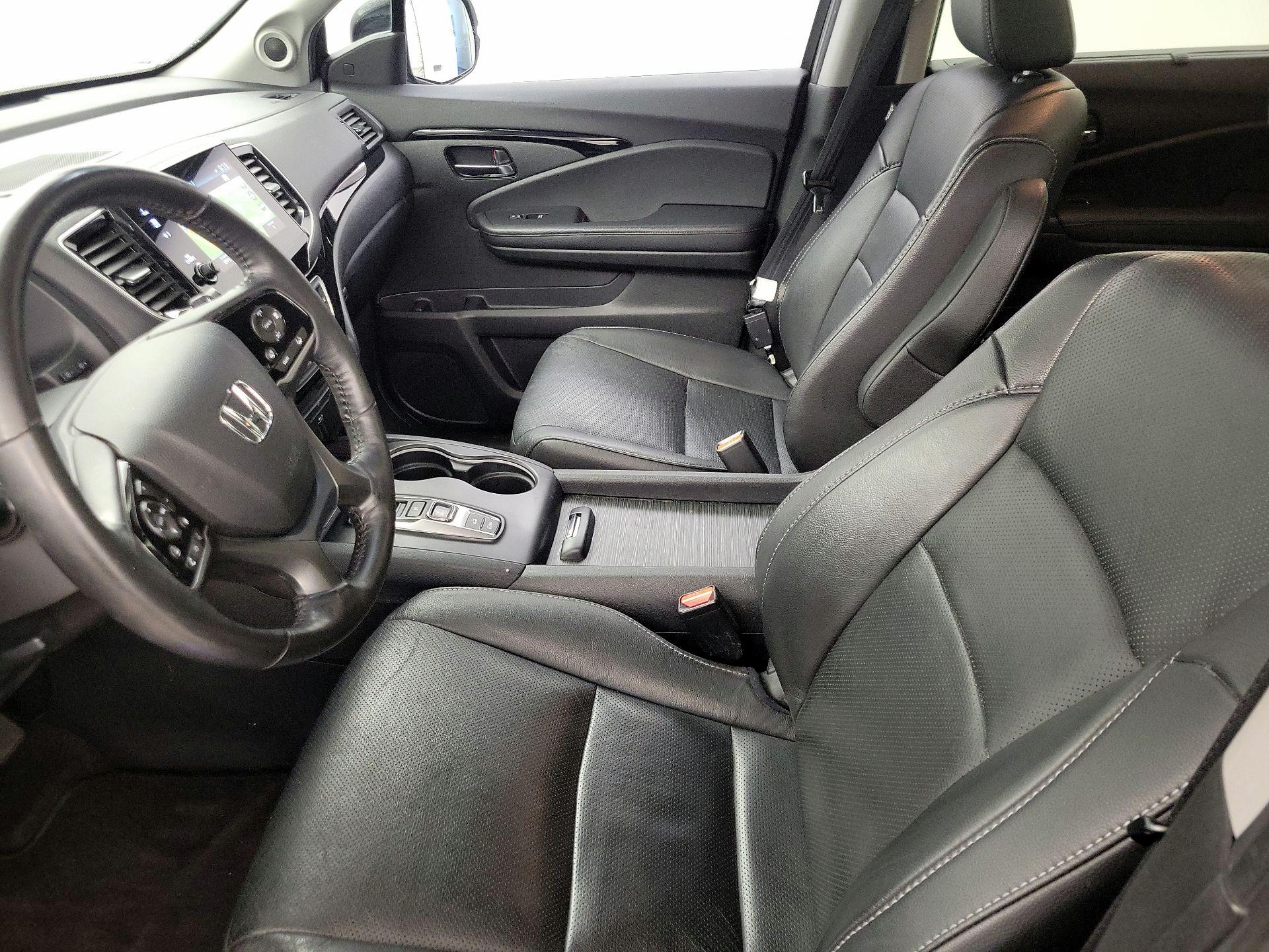 Thumbnail: 2019 Honda Pilot - 11