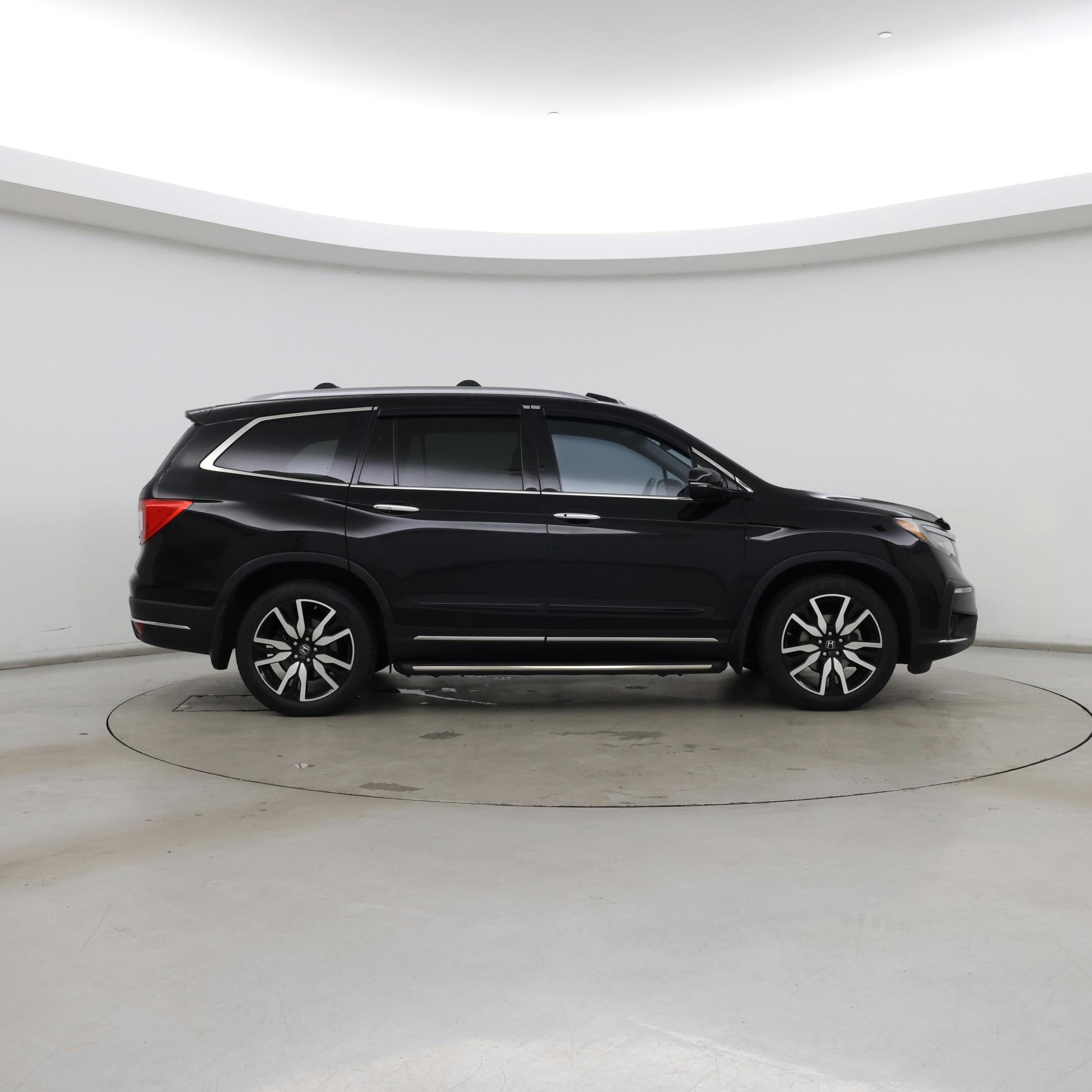 Thumbnail: 2019 Honda Pilot - 7