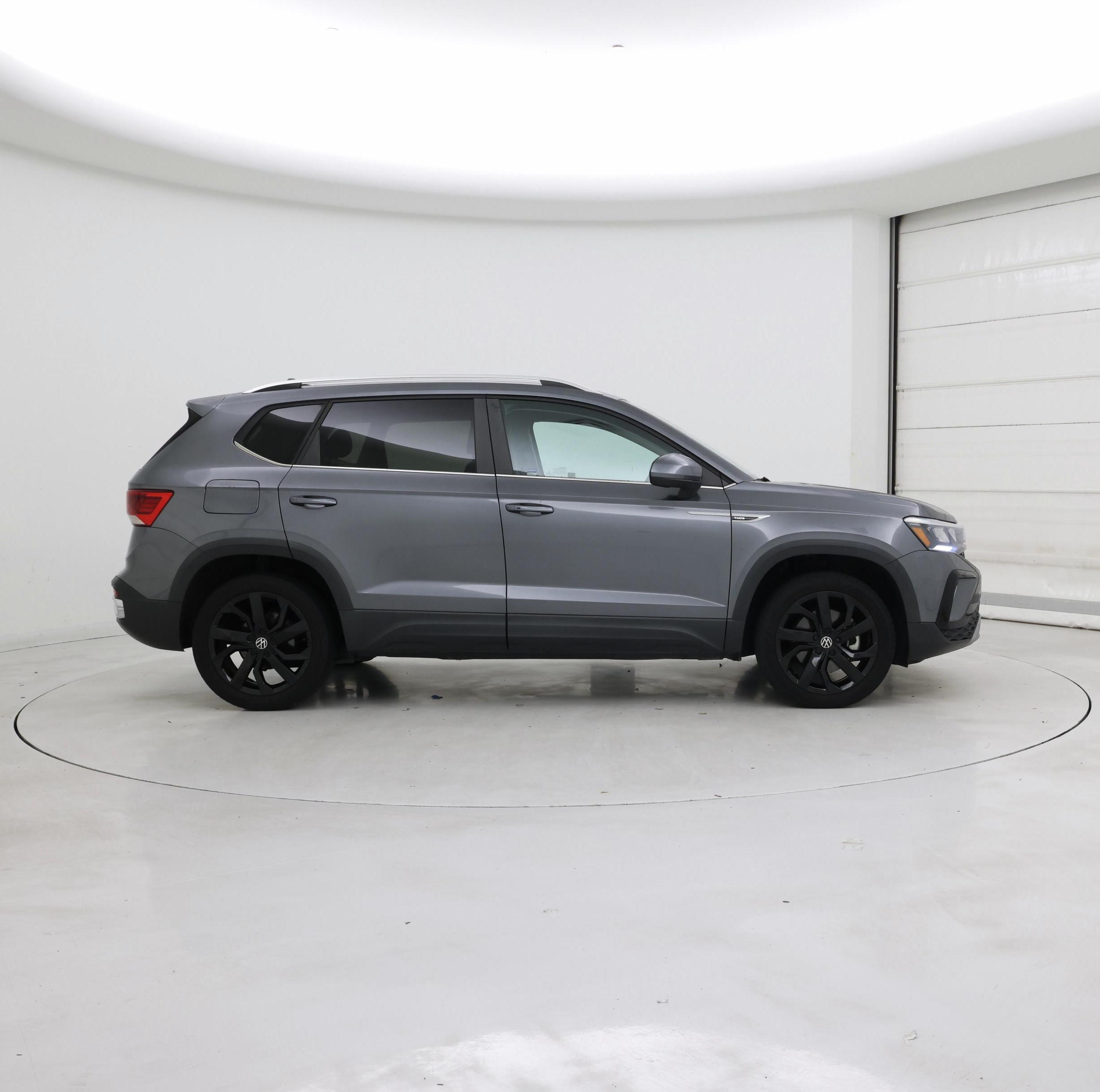 Thumbnail: 2022 Volkswagen Taos - 7