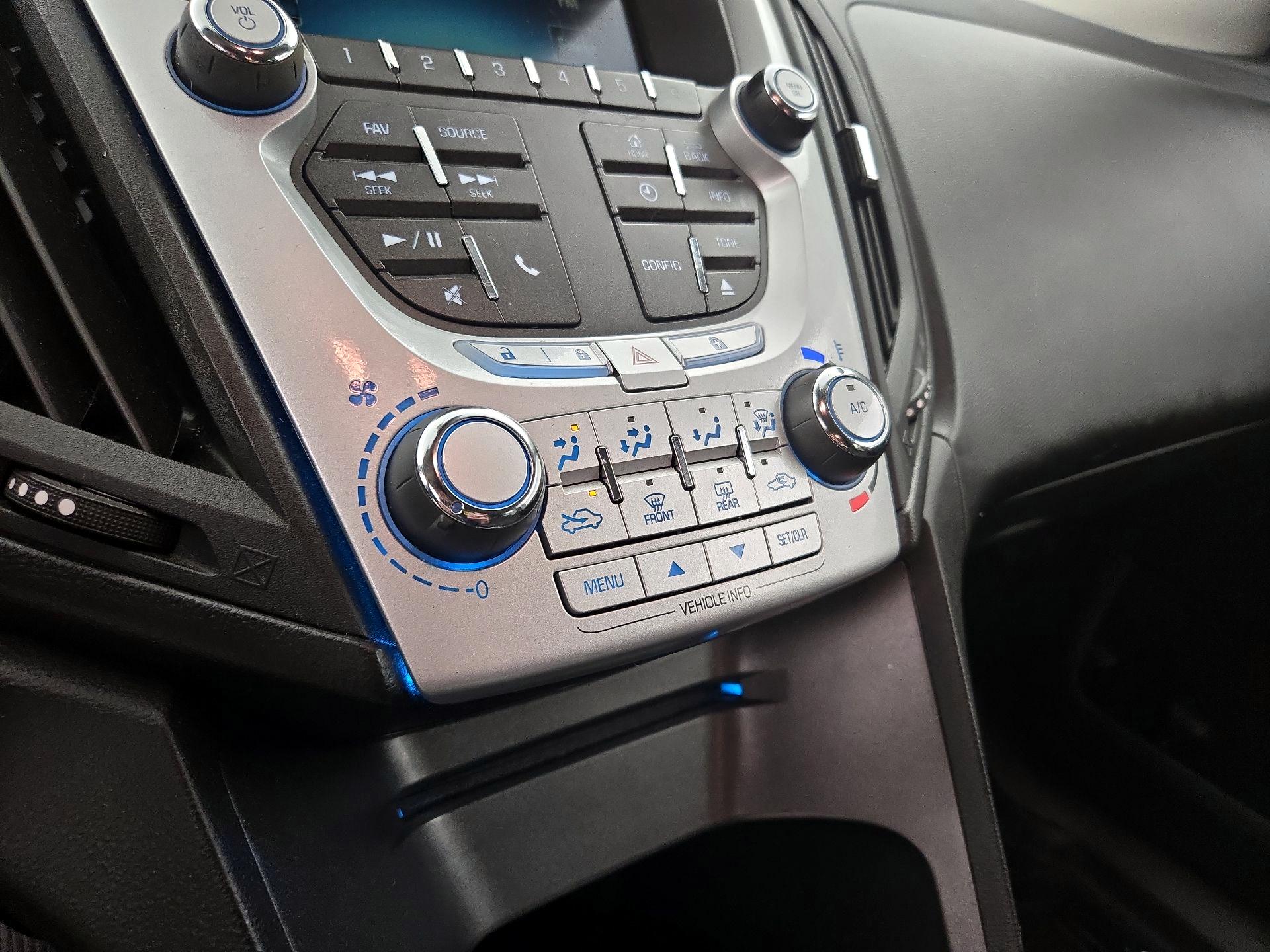 Thumbnail: 2014 Chevrolet Equinox - 16
