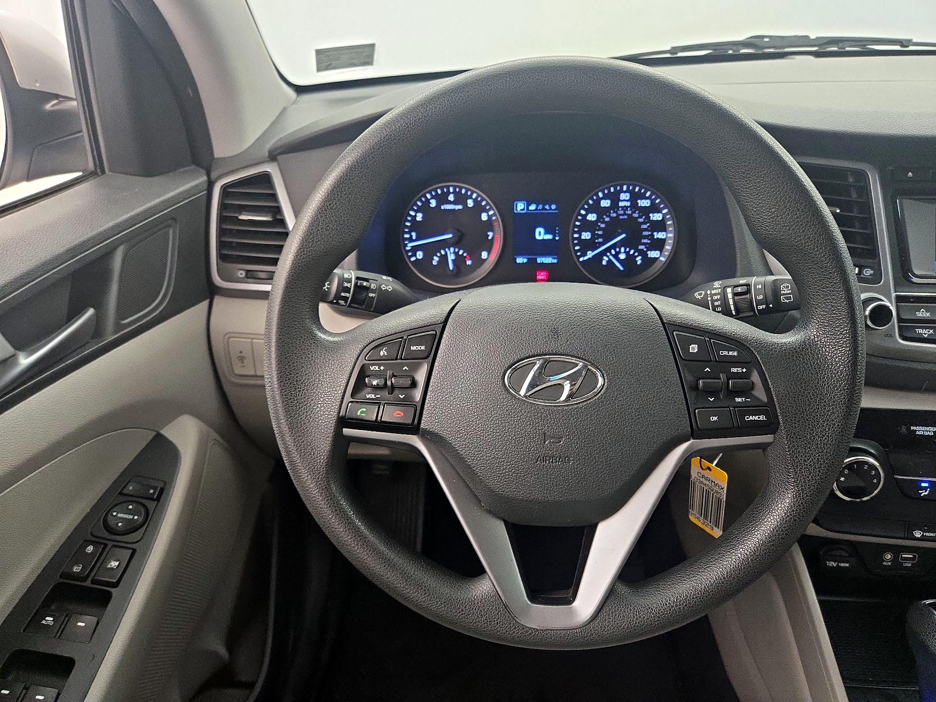 Thumbnail: 2016 Hyundai Tucson - 10