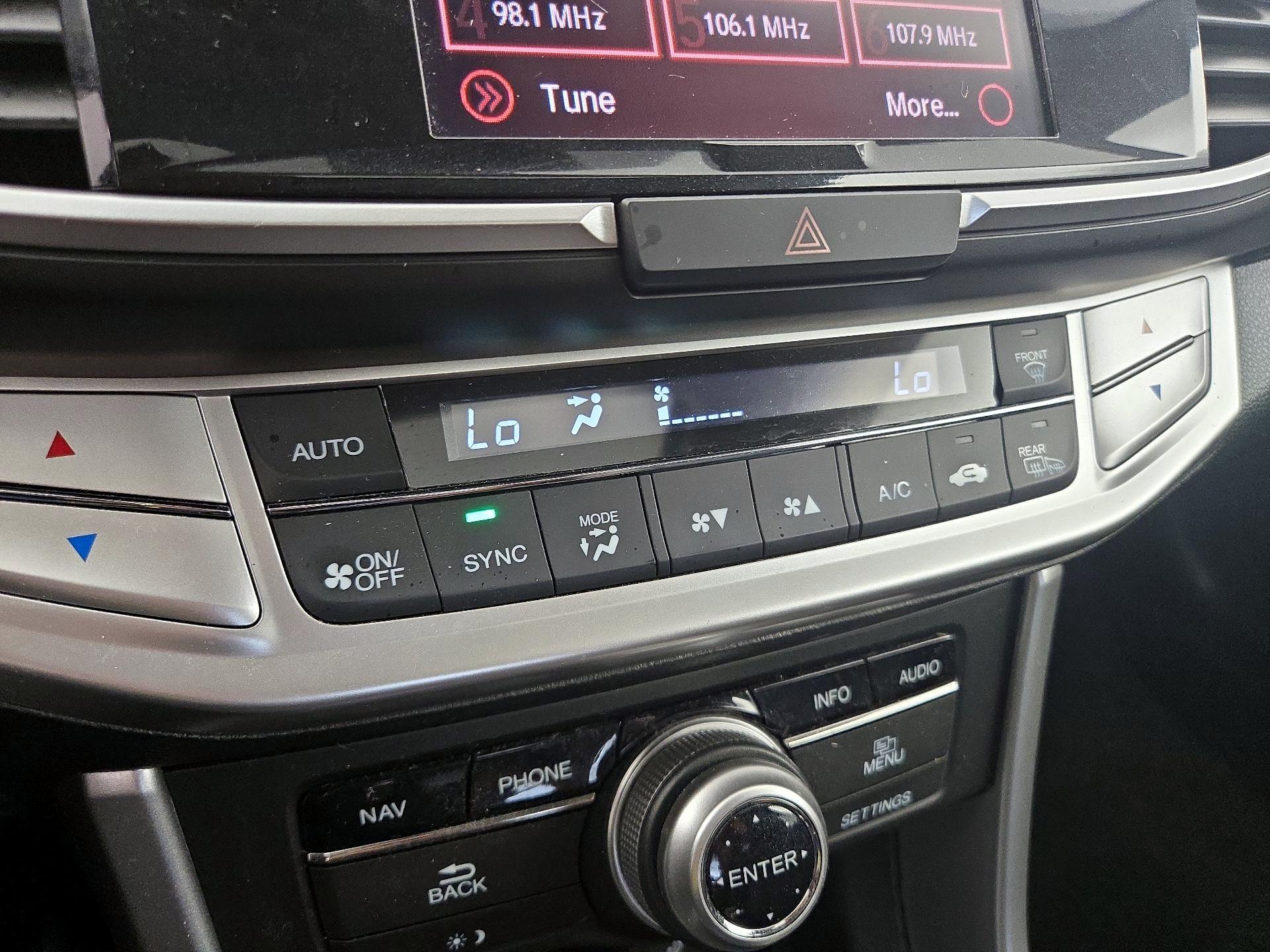 Thumbnail: 2015 Honda Accord - 17