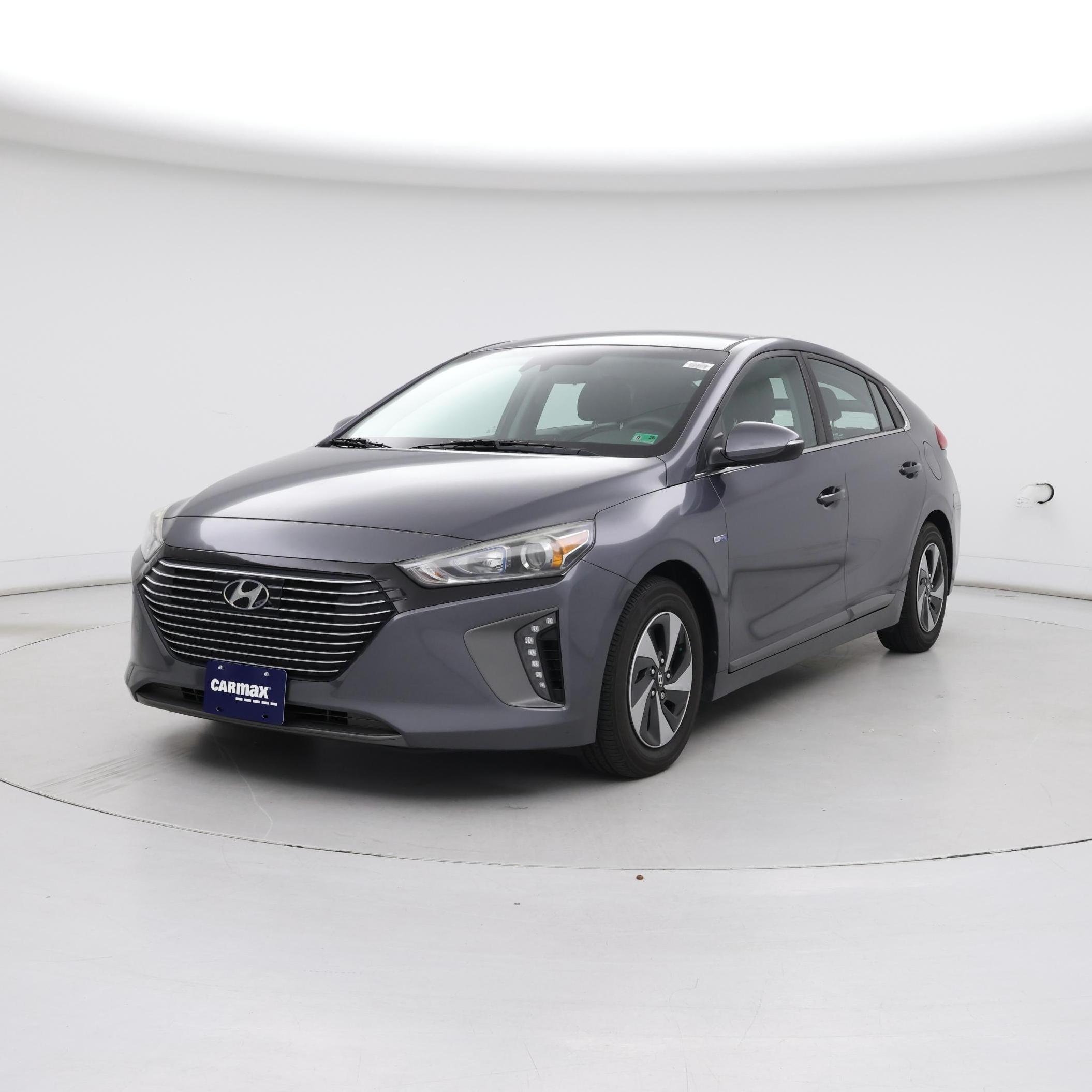 Thumbnail: 2019 Hyundai Ioniq - 4