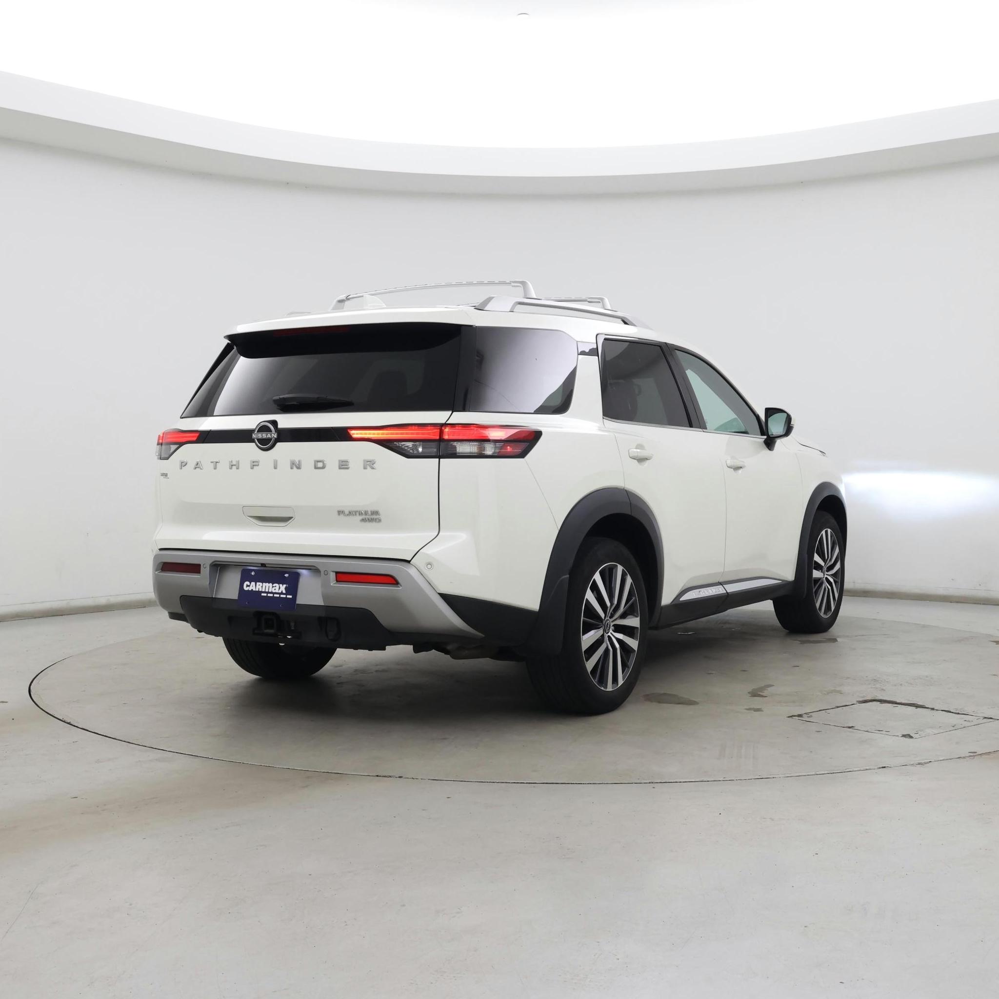 Thumbnail: 2022 Nissan Pathfinder - 8
