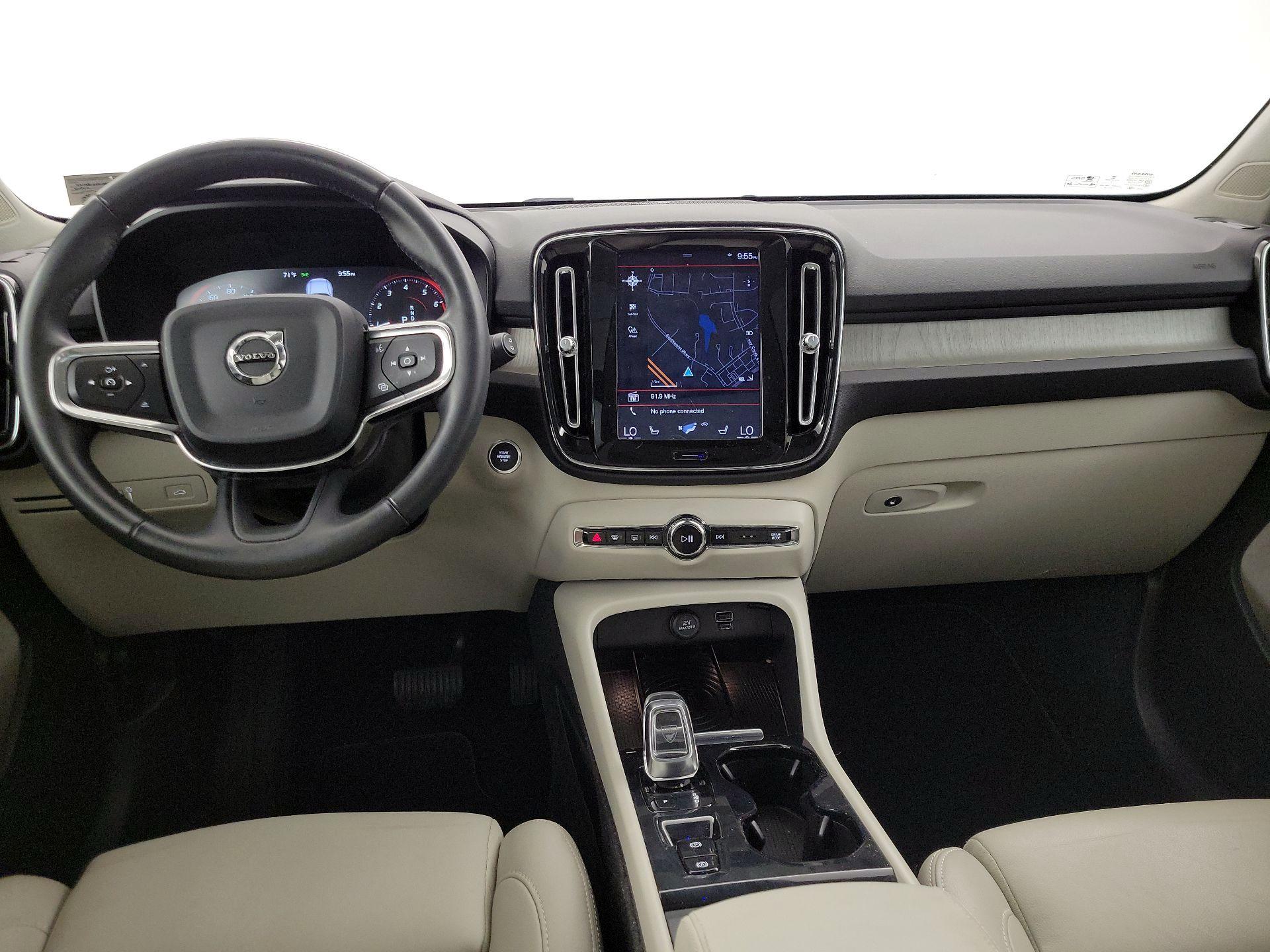 Thumbnail: 2019 Volvo XC40 - 9