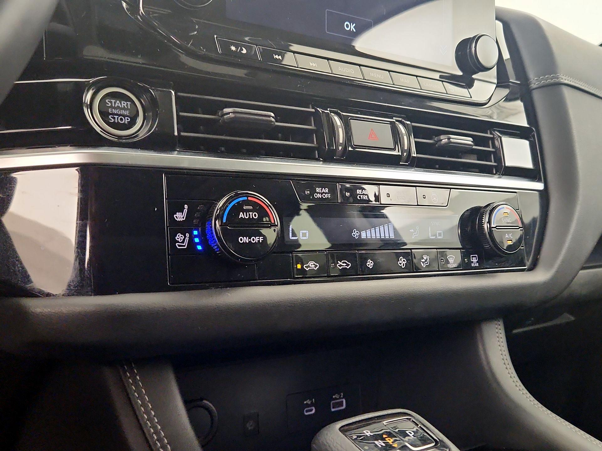 Thumbnail: 2022 Nissan Pathfinder - 17
