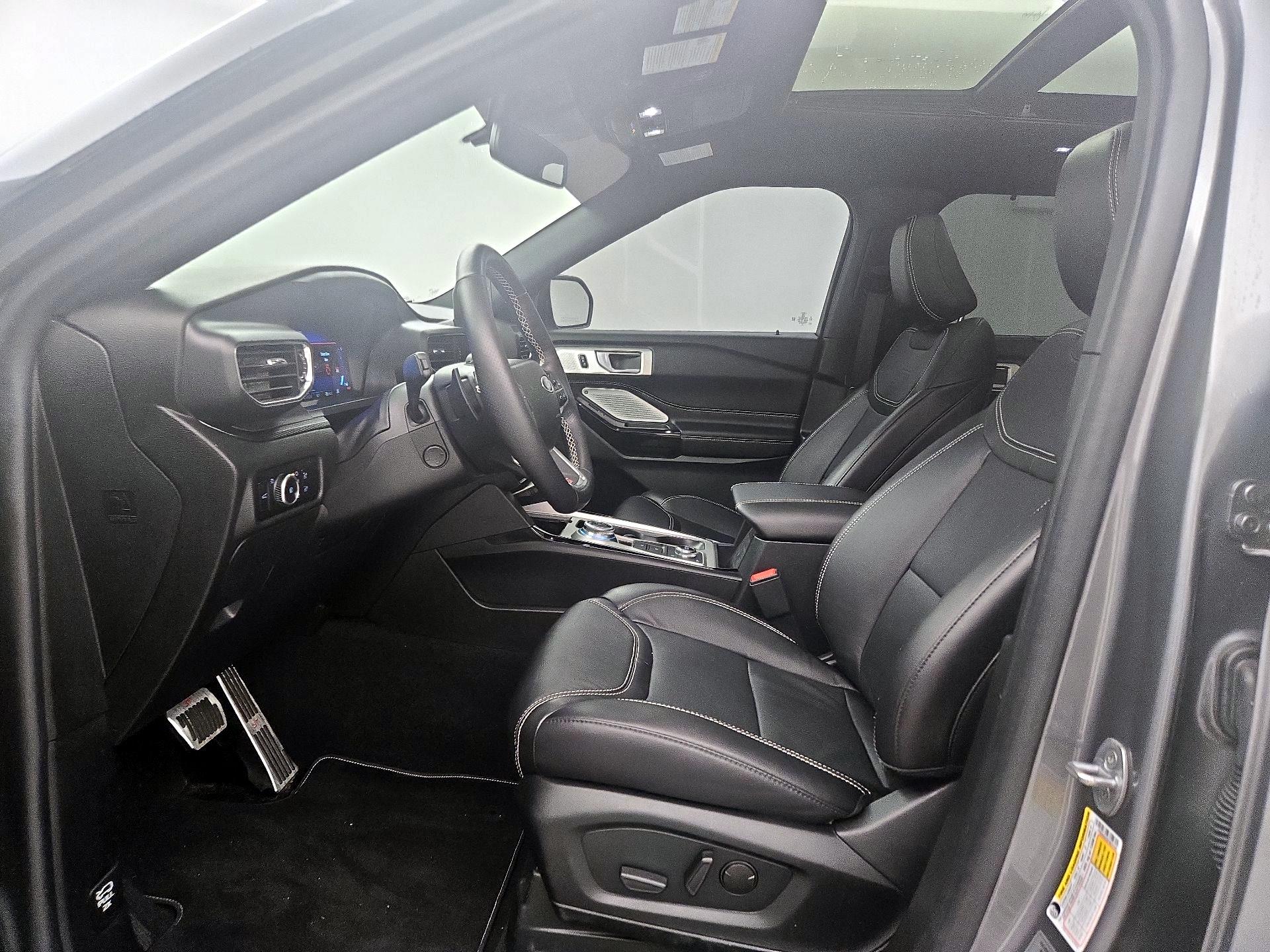 Thumbnail: 2023 Ford Explorer - 11