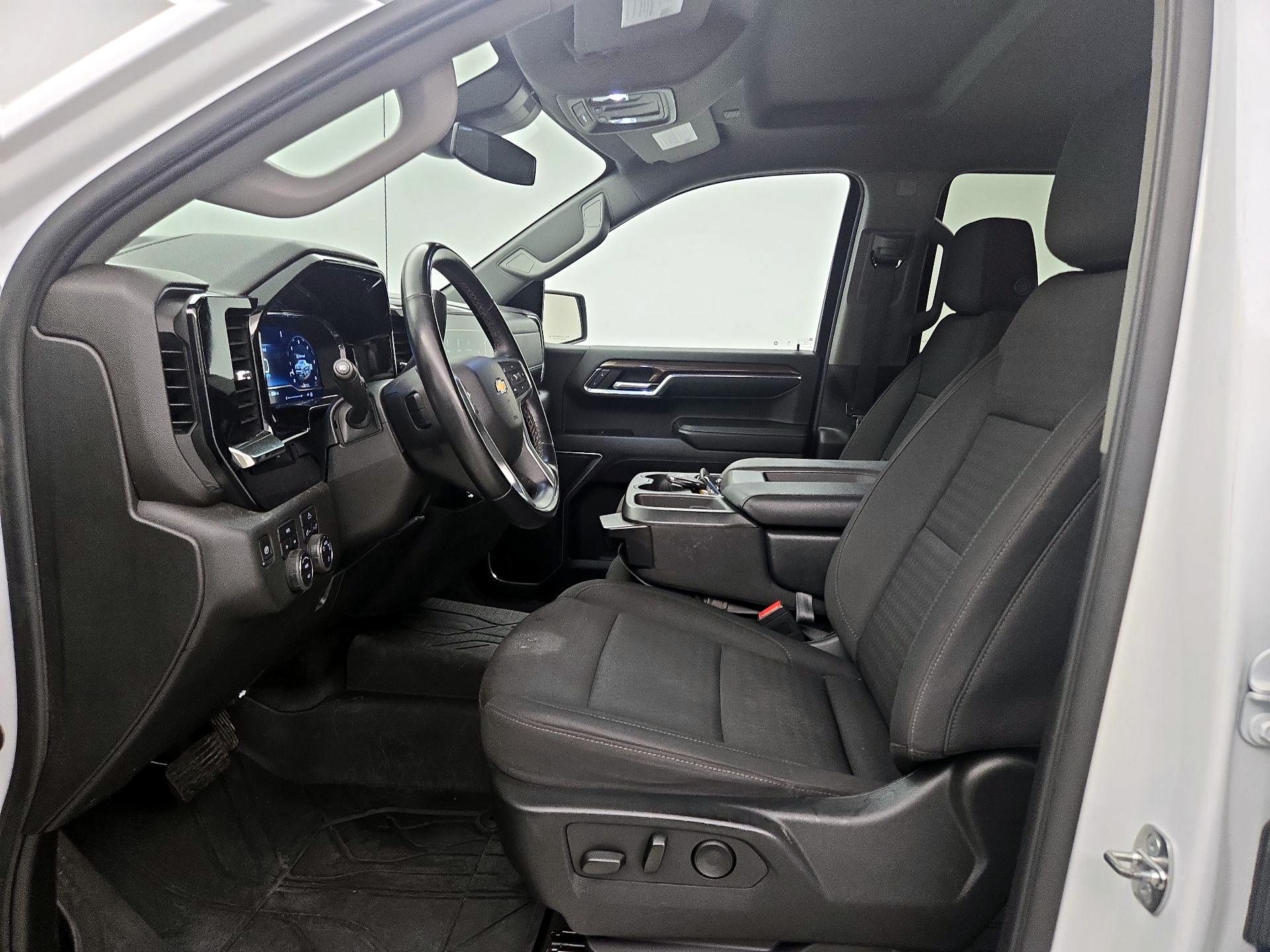 Thumbnail: 2023 Chevrolet Silverado 1500 - 11