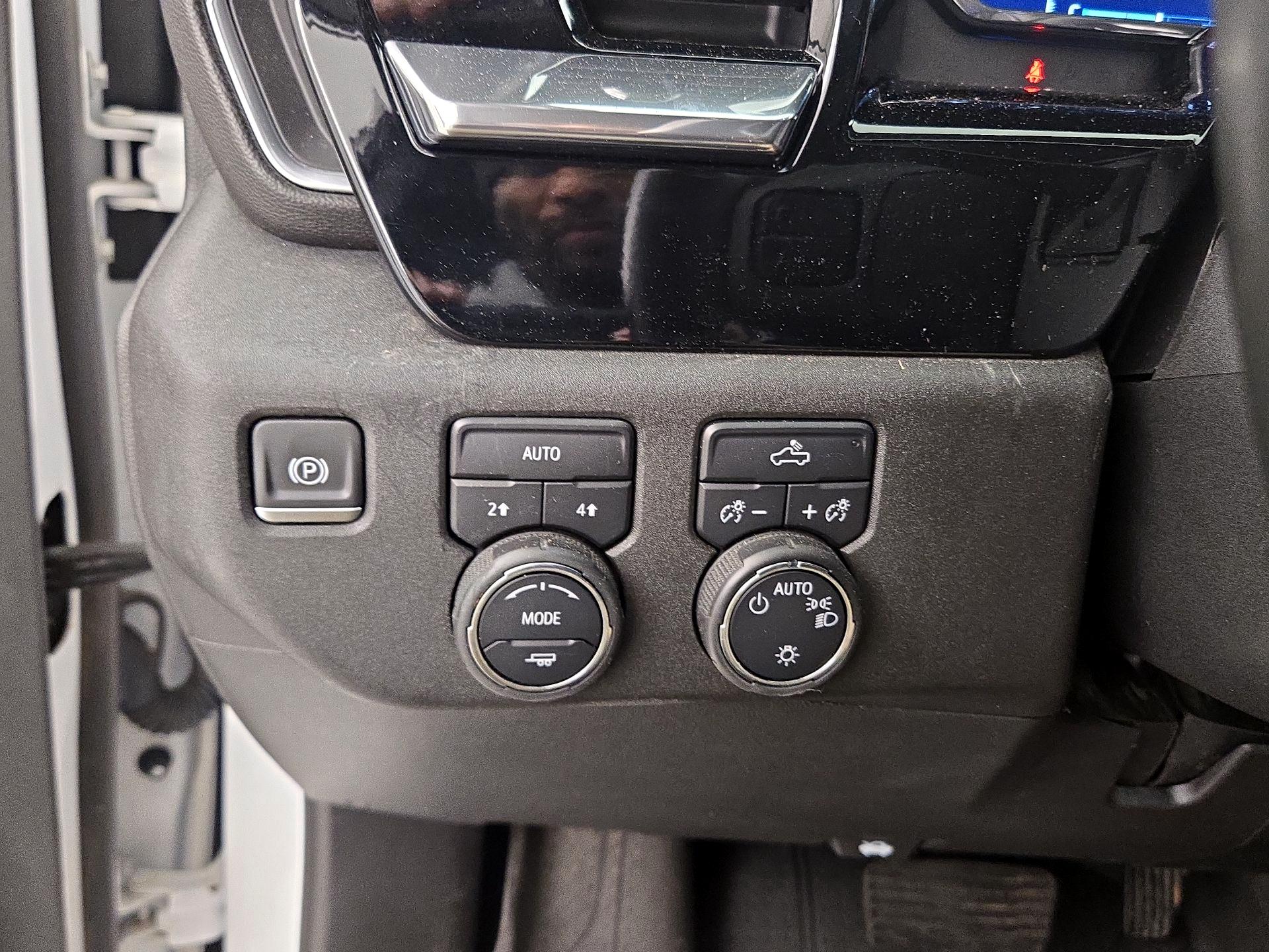 Thumbnail: 2023 Chevrolet Silverado 1500 - 13