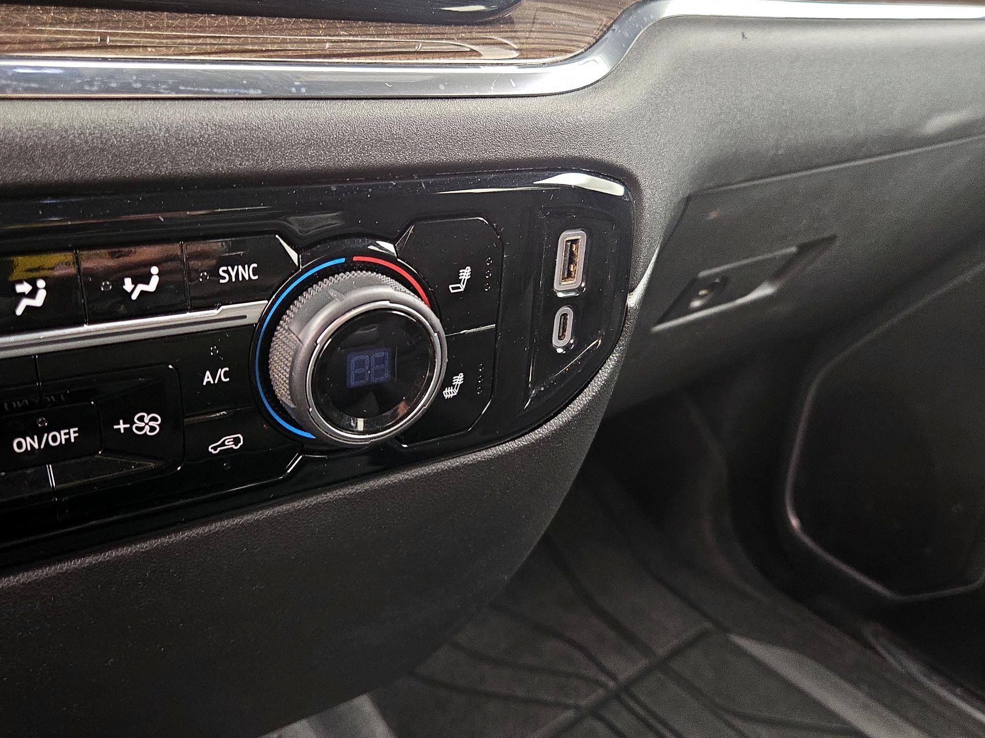 Thumbnail: 2023 Chevrolet Silverado 1500 - 19