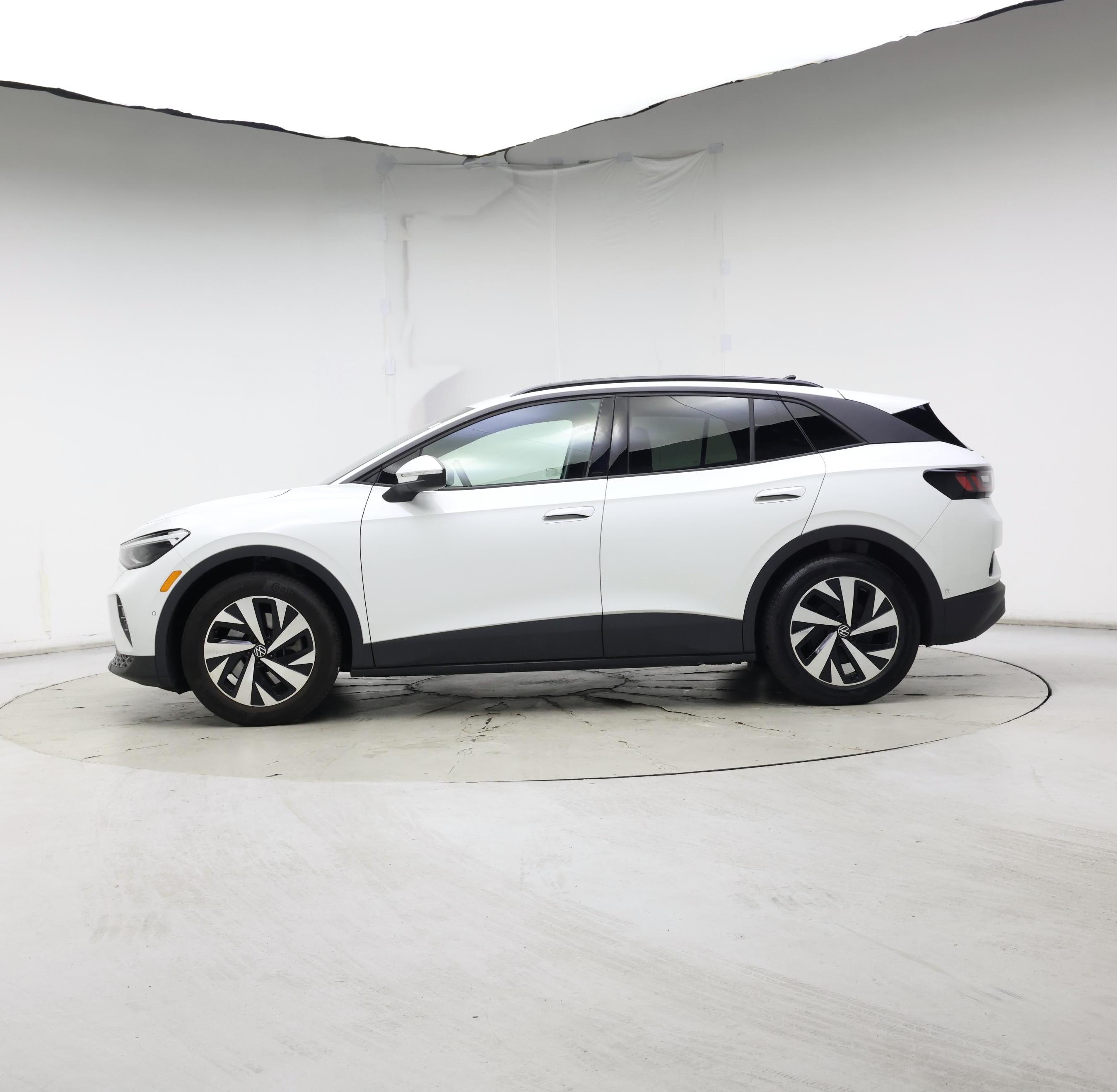 Thumbnail: 2024 Volkswagen ID.4 - 3
