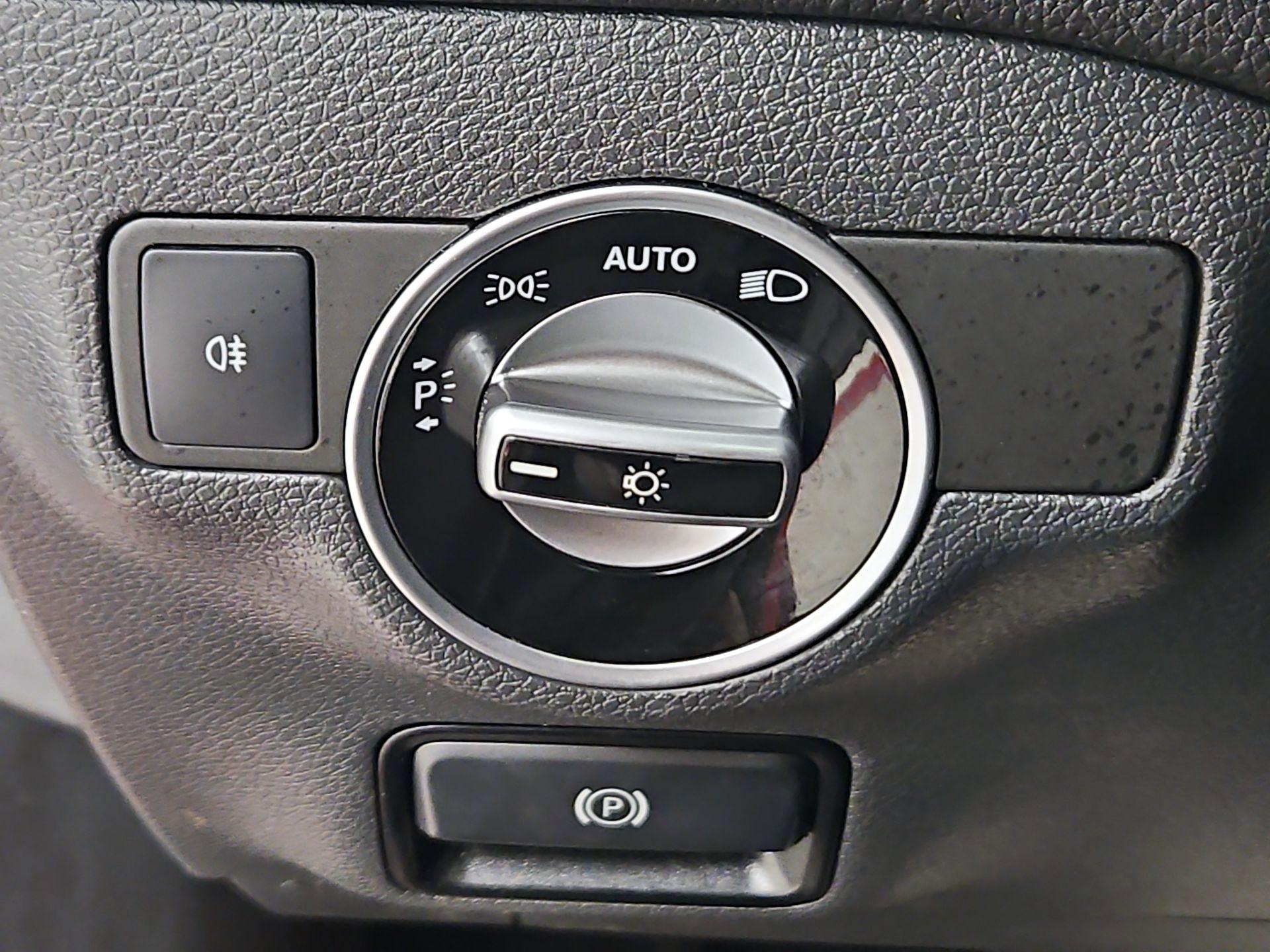 Thumbnail: 2019 Mercedes-Benz CLA - 13