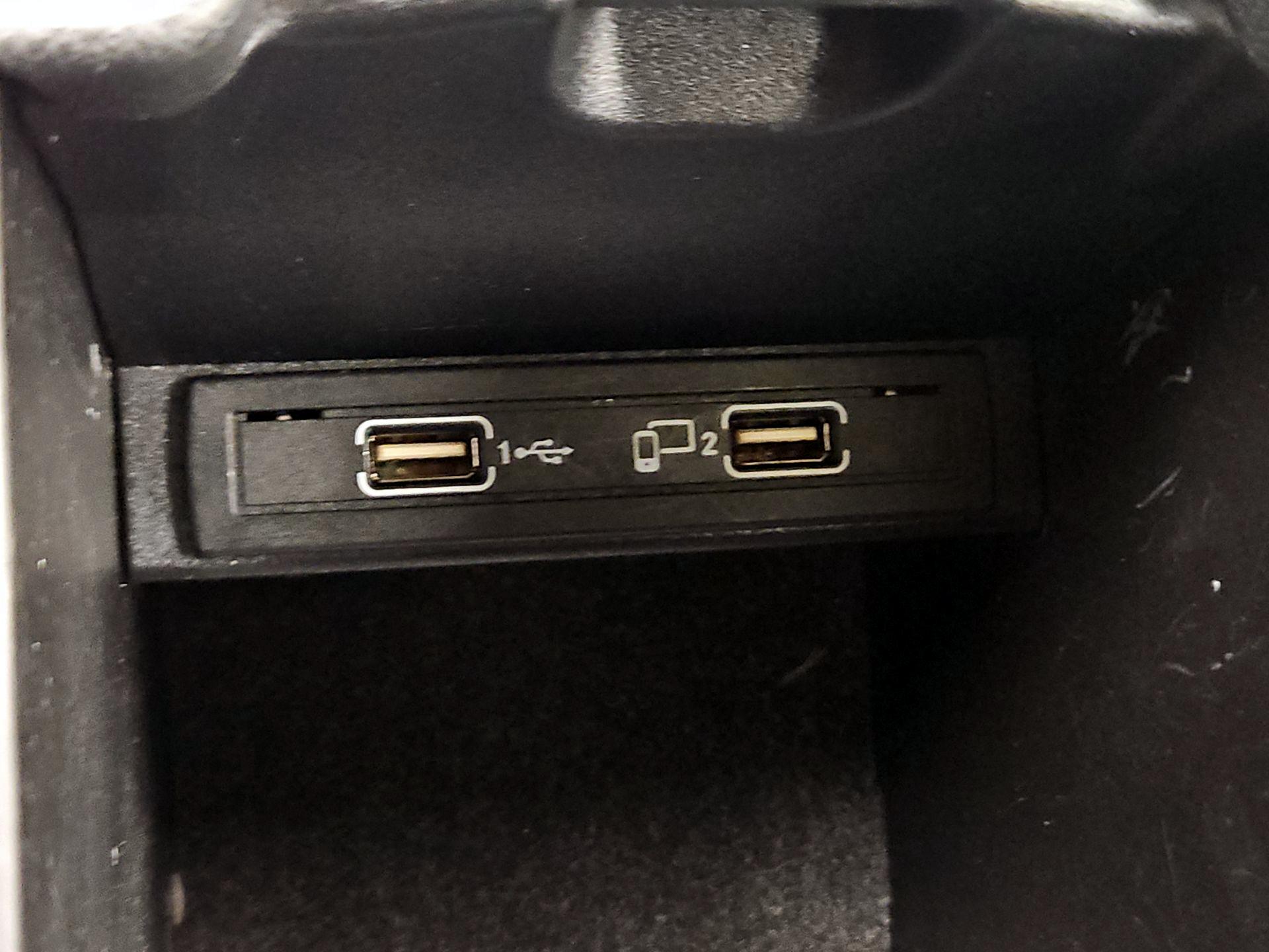 Thumbnail: 2019 Mercedes-Benz CLA - 19