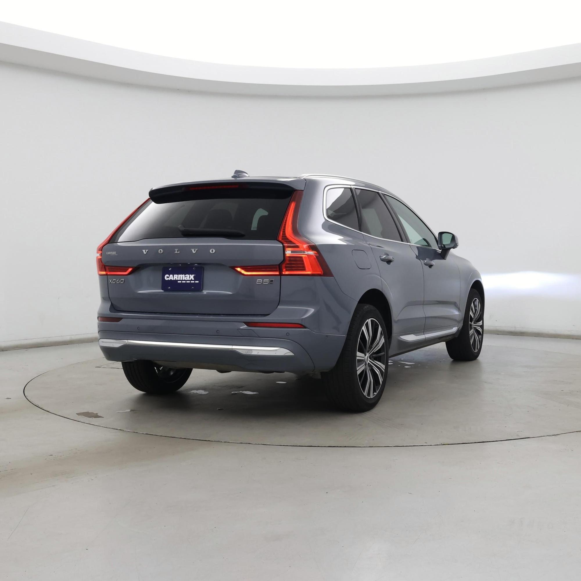 Thumbnail: 2023 Volvo XC60 - 8