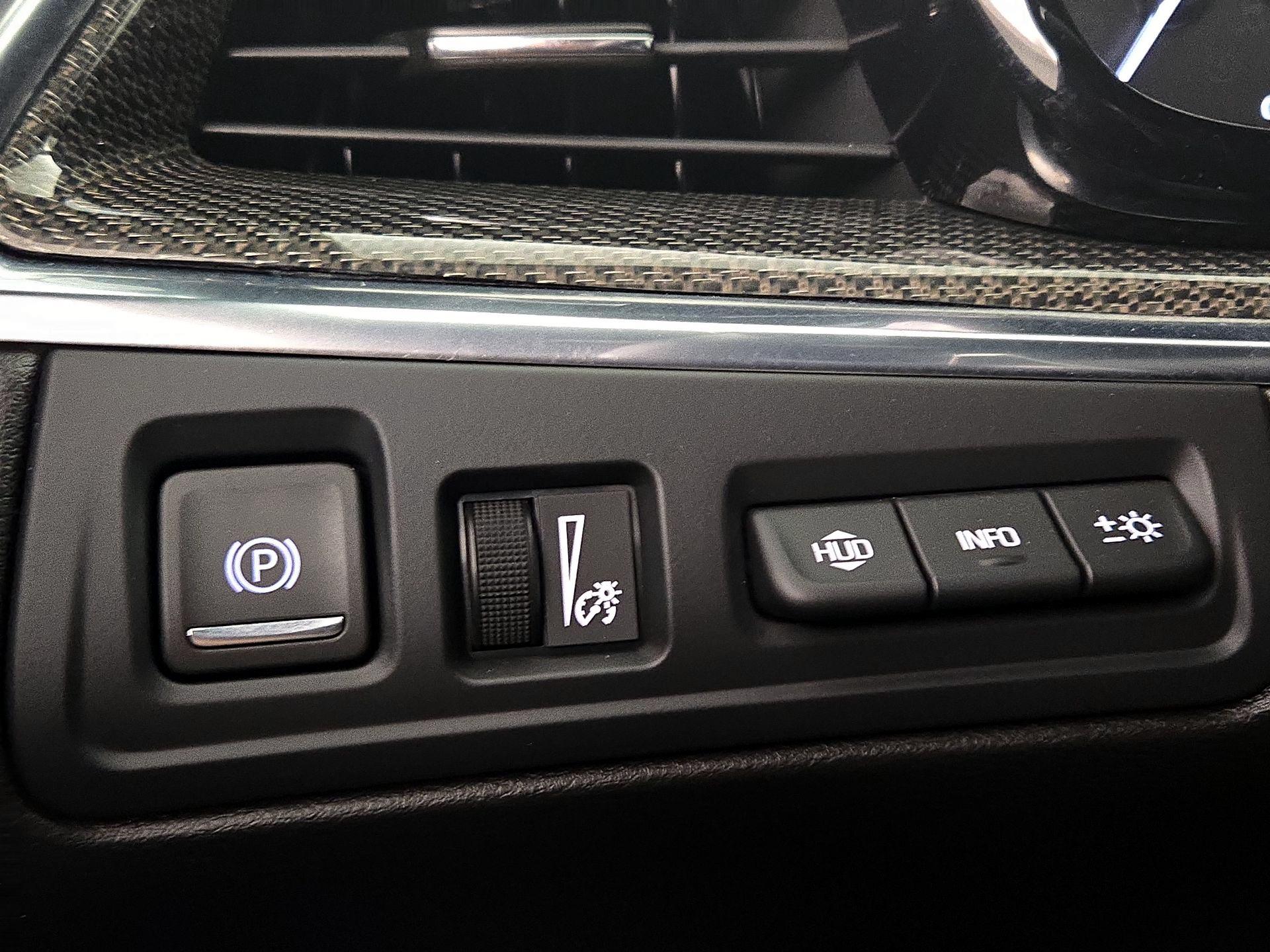Thumbnail: 2021 Cadillac XT5 - 13