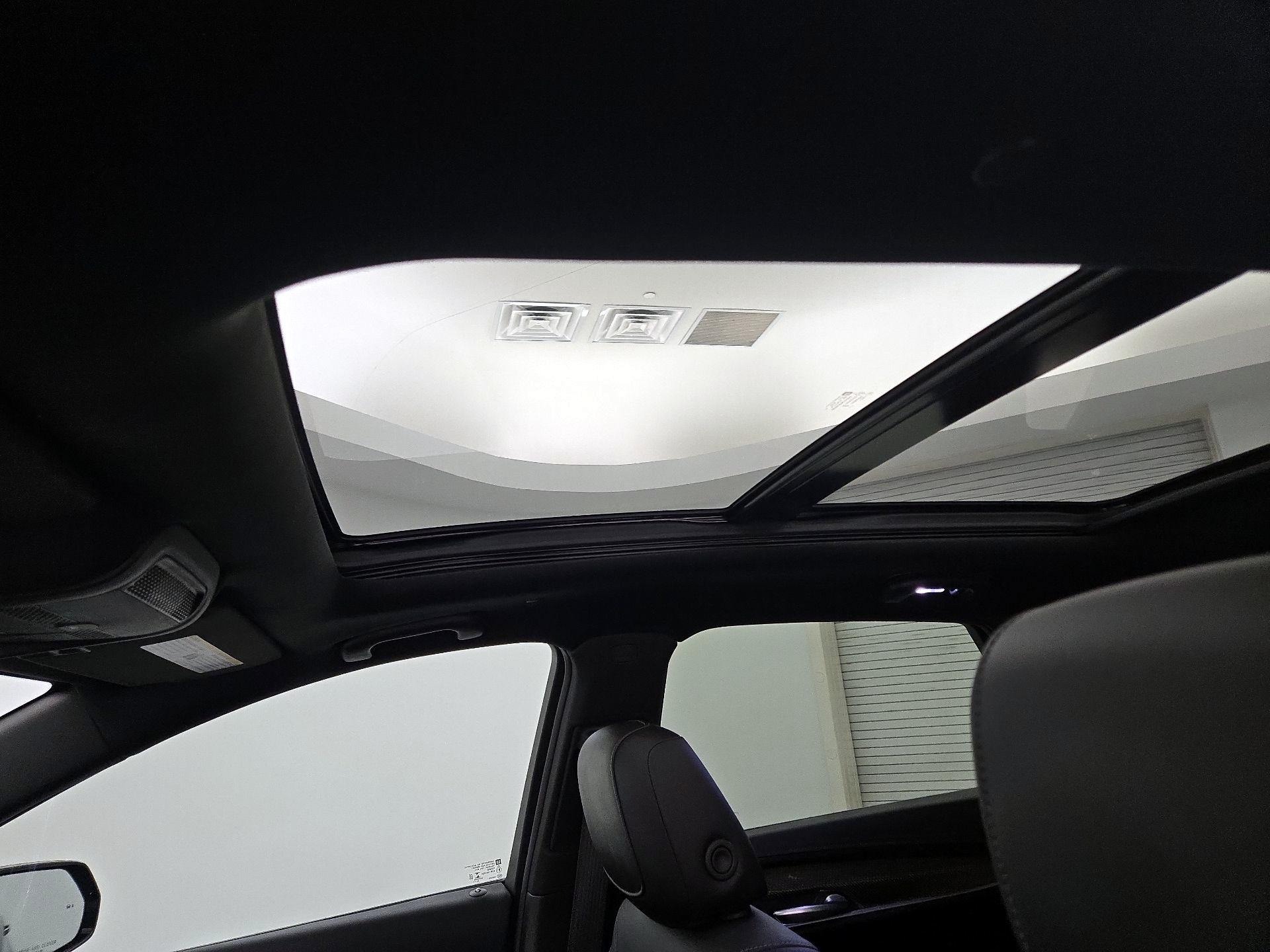 Thumbnail: 2021 Cadillac XT5 - 20