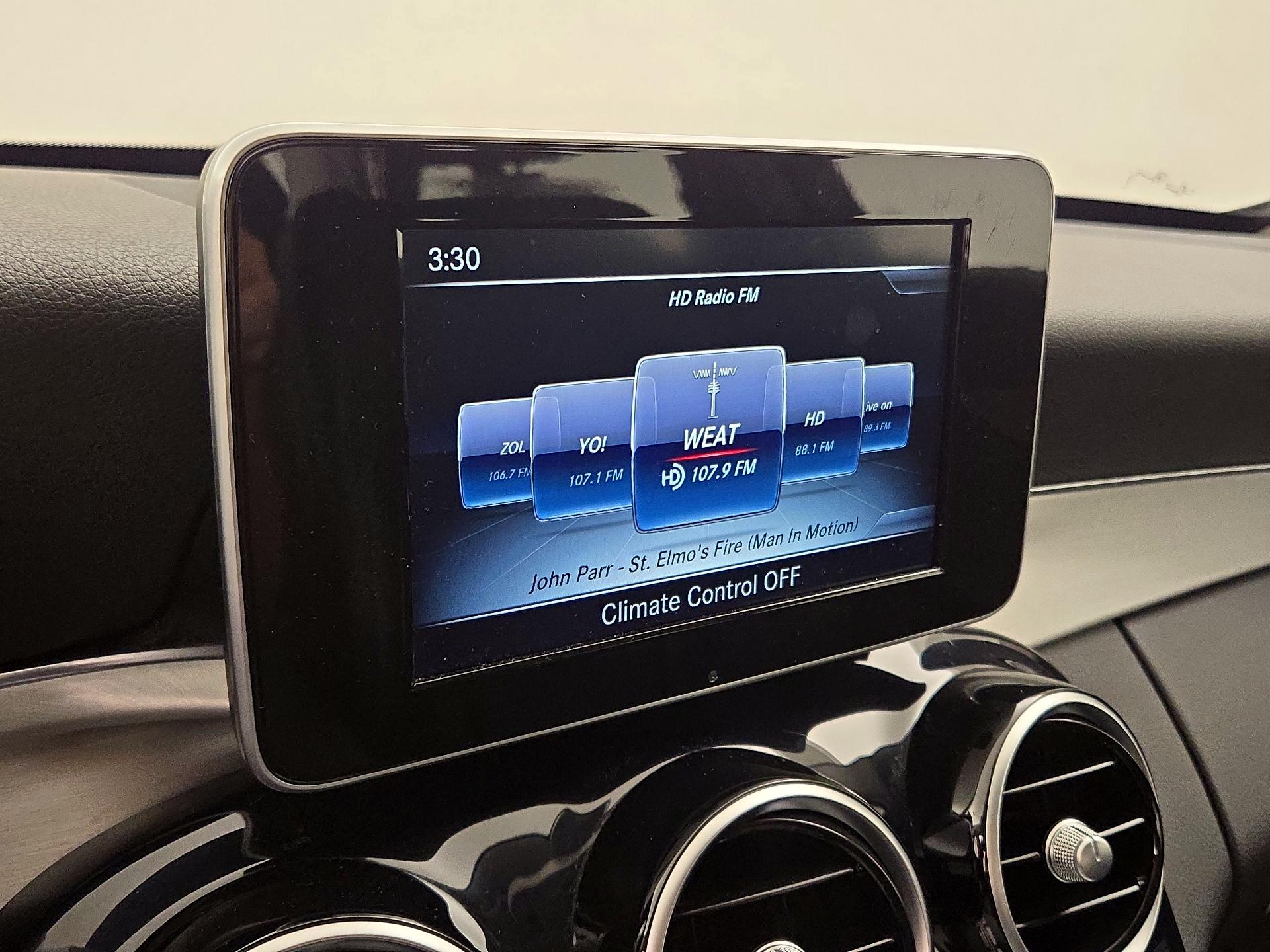 Thumbnail: 2015 Mercedes-Benz C-Class - 14