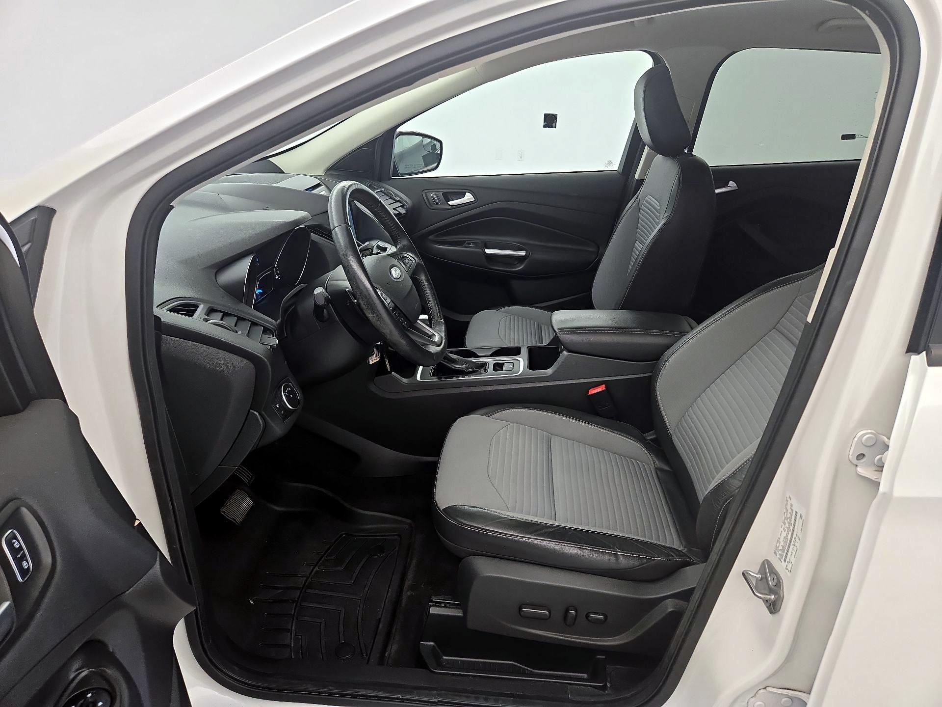 Thumbnail: 2018 Ford Escape - 11