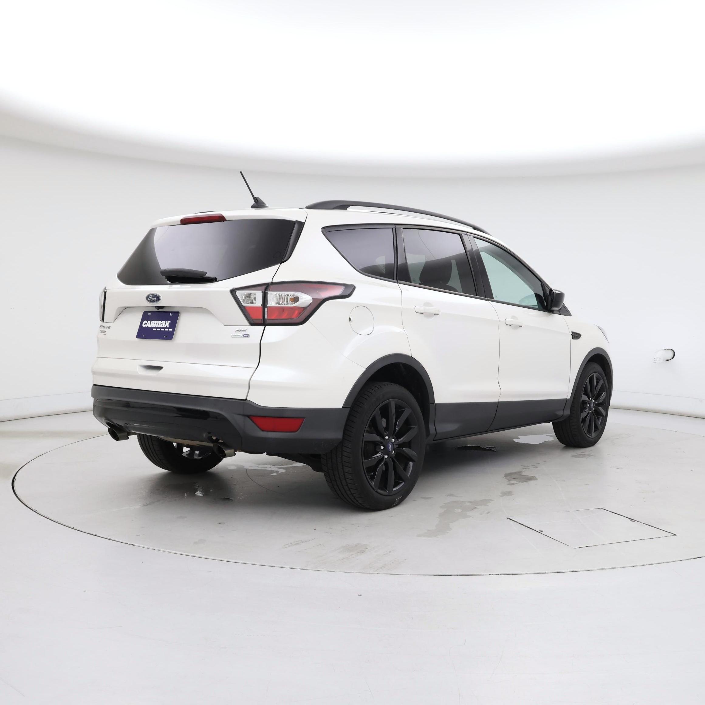 Thumbnail: 2018 Ford Escape - 8