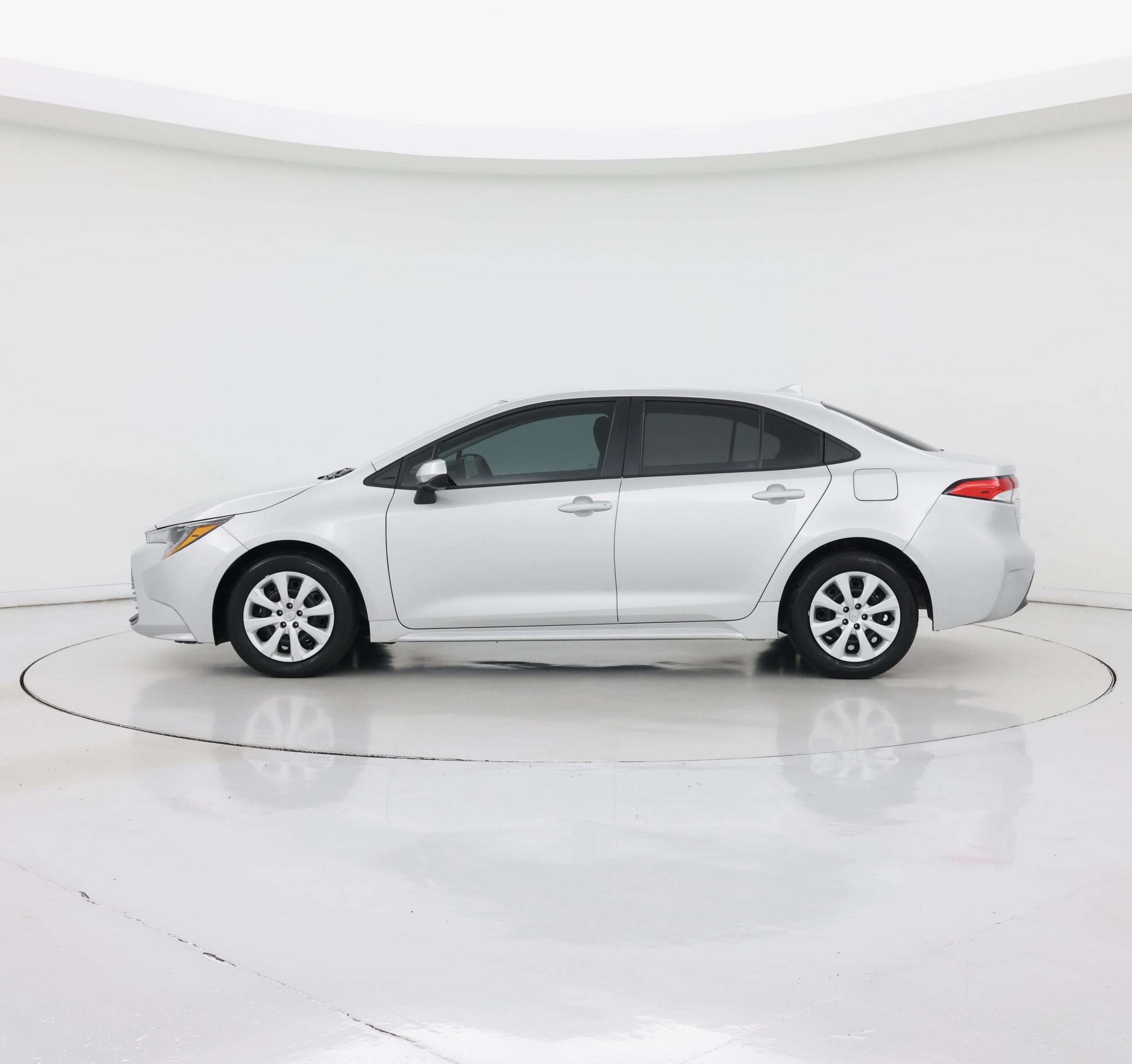 Thumbnail: 2024 Toyota Corolla - 3