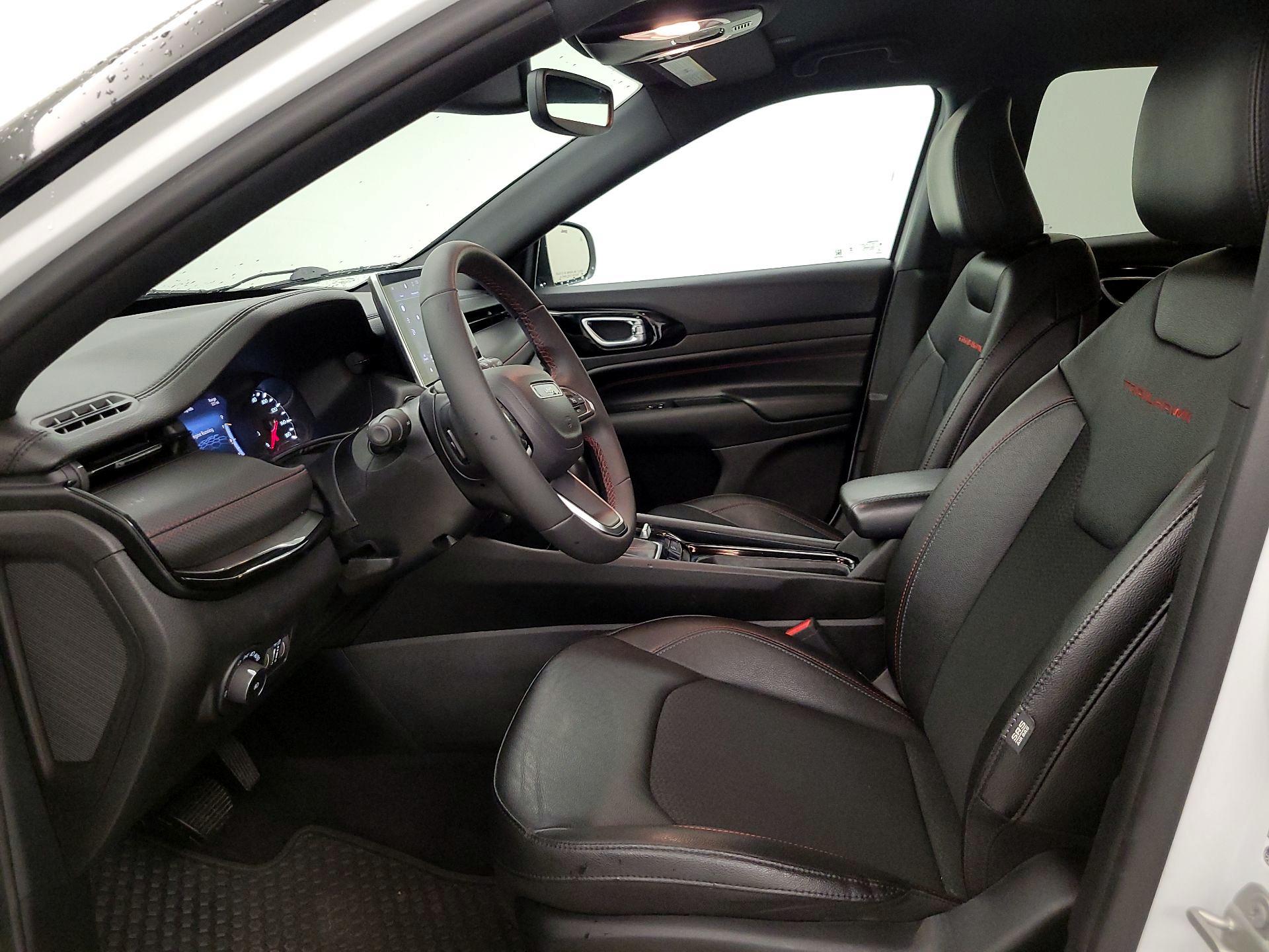 Thumbnail: 2024 Jeep Compass - 11