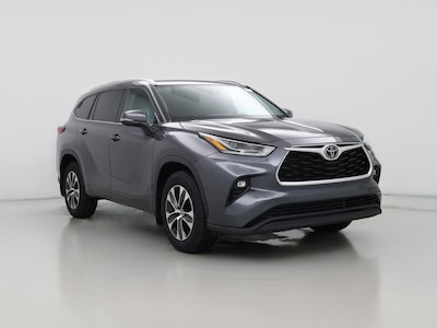 Gray 2021 Toyota Highlander XLE