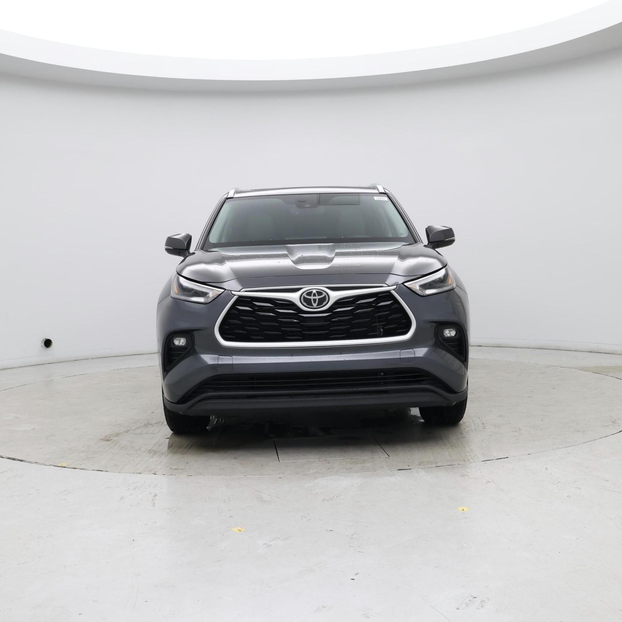Thumbnail: 2021 Toyota Highlander - 5