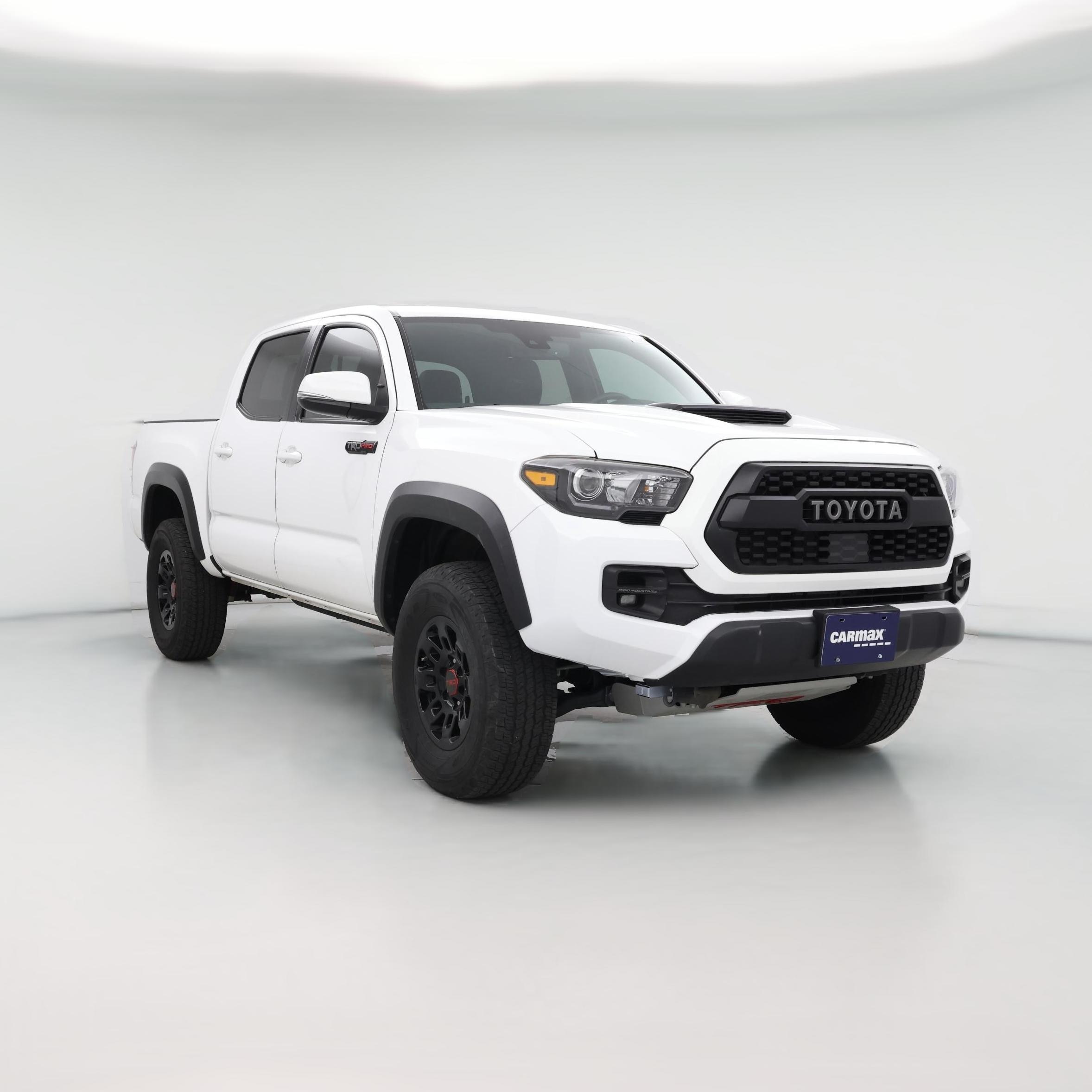 Thumbnail: 2019 Toyota Tacoma - 1