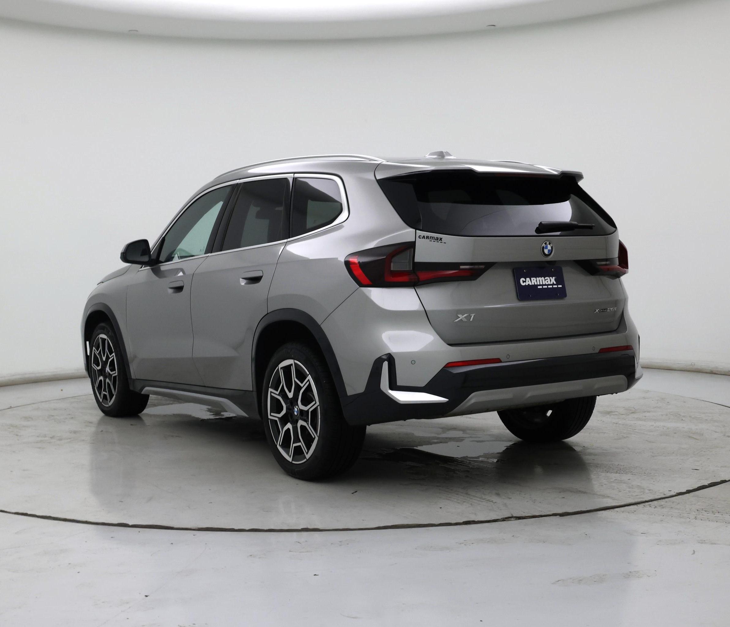Thumbnail: 2025 BMW X1 - 2