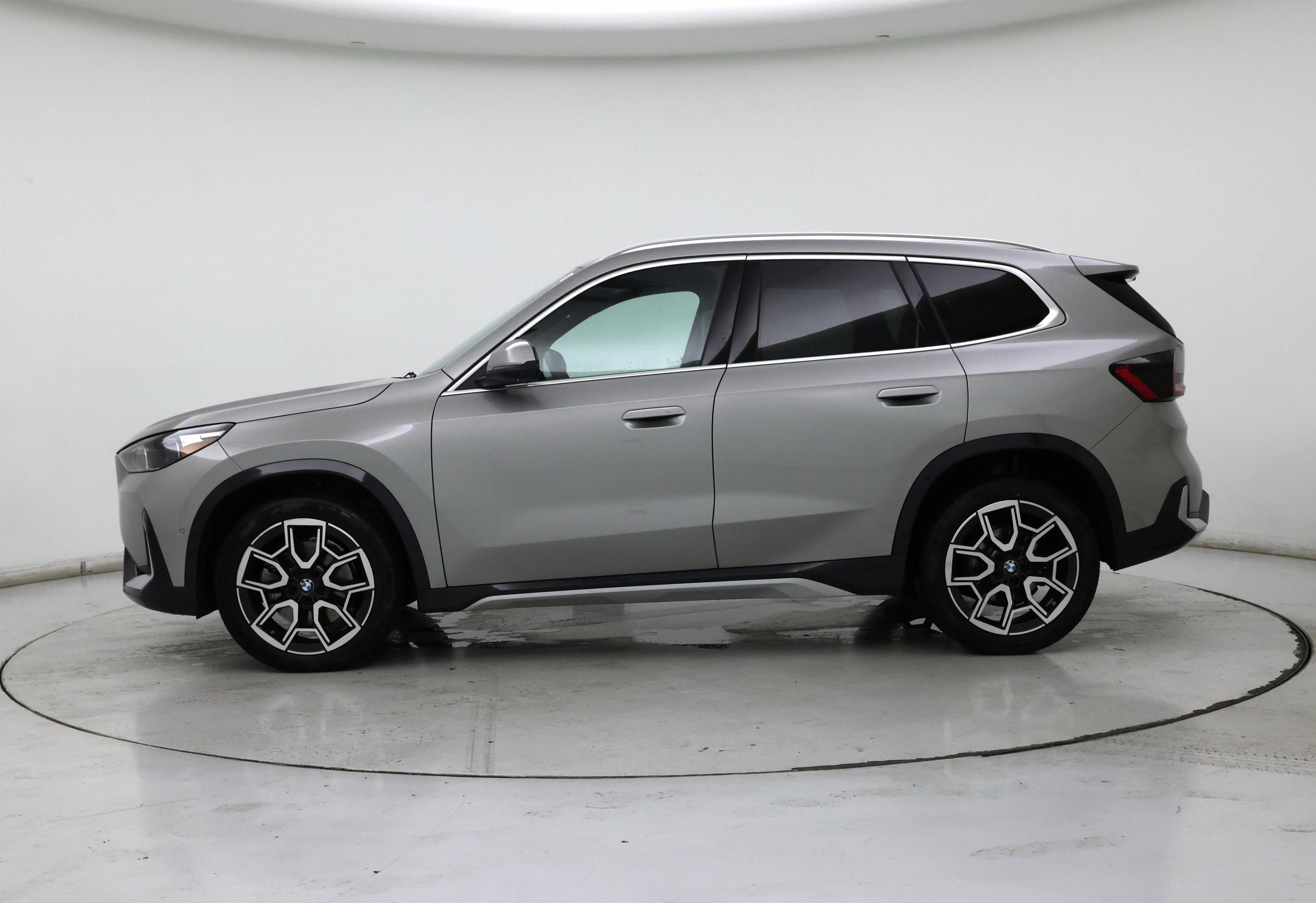 Thumbnail: 2025 BMW X1 - 3